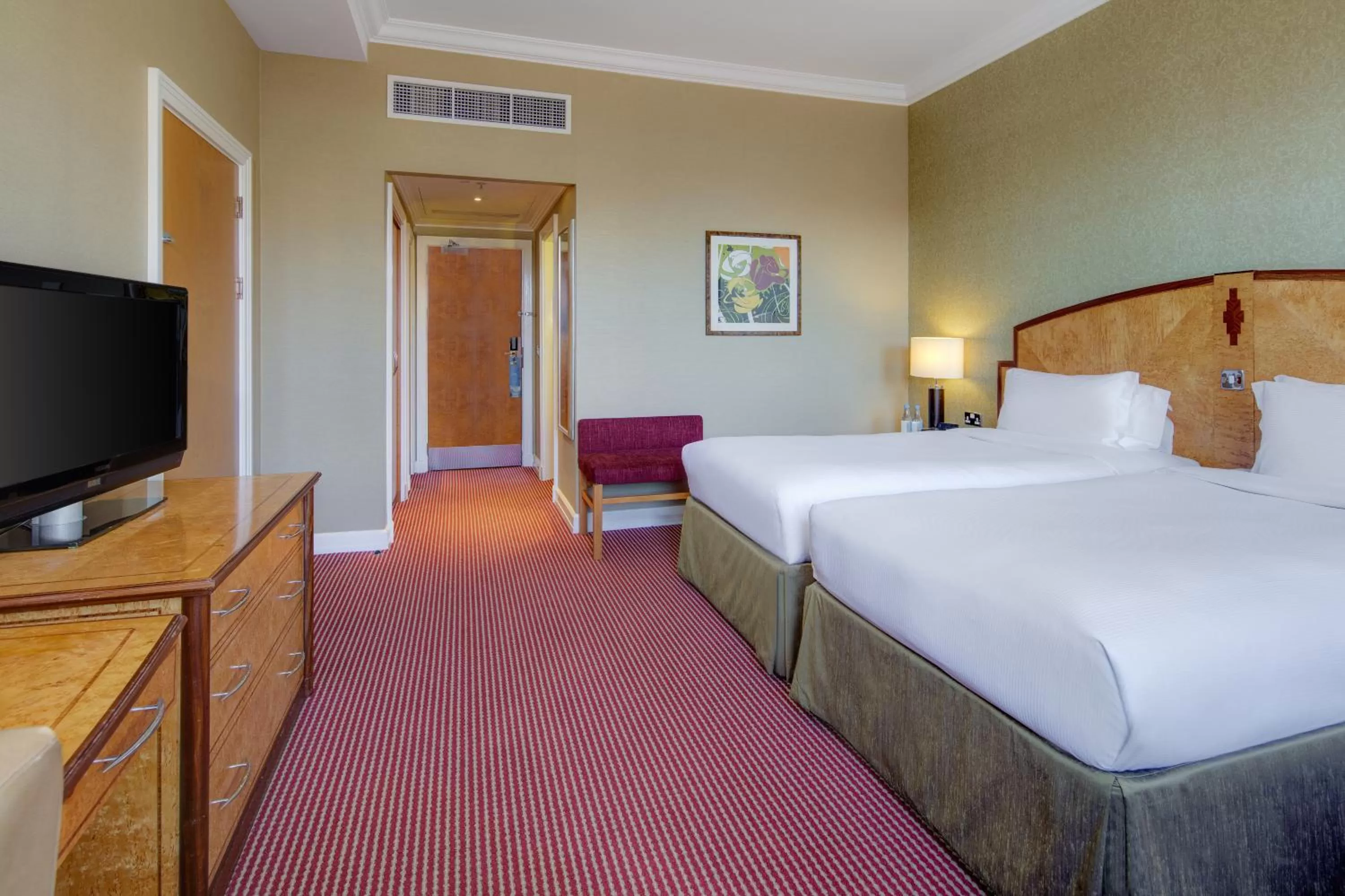 Bedroom, Bed in Hilton London Paddington