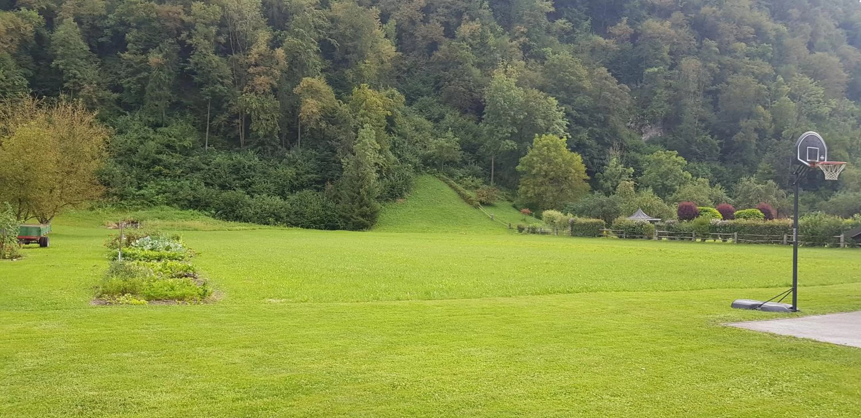 Property building in Hiša stare mame