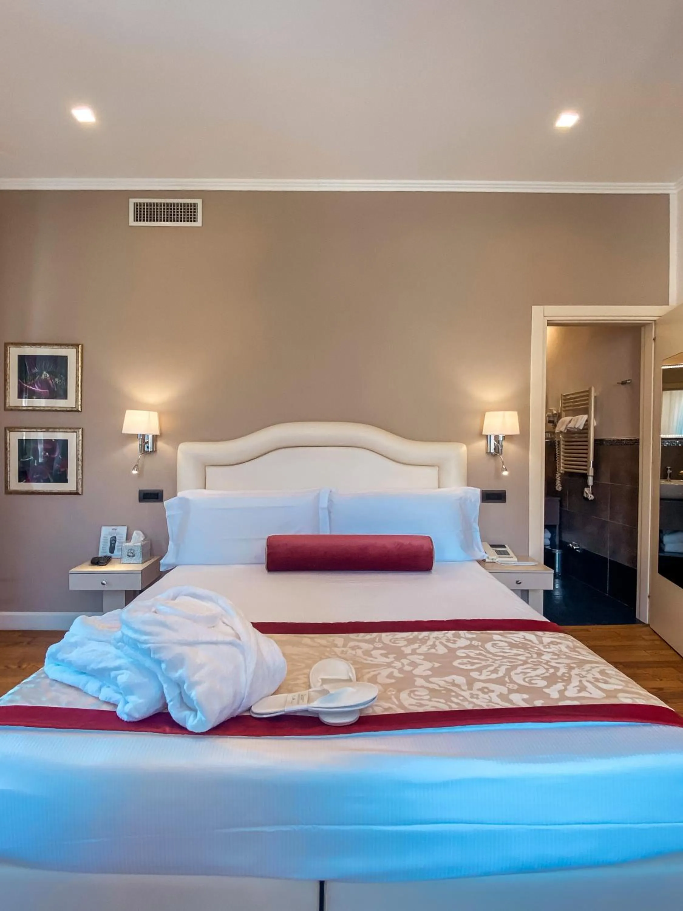 Bed in Hotel Sant'Andrea