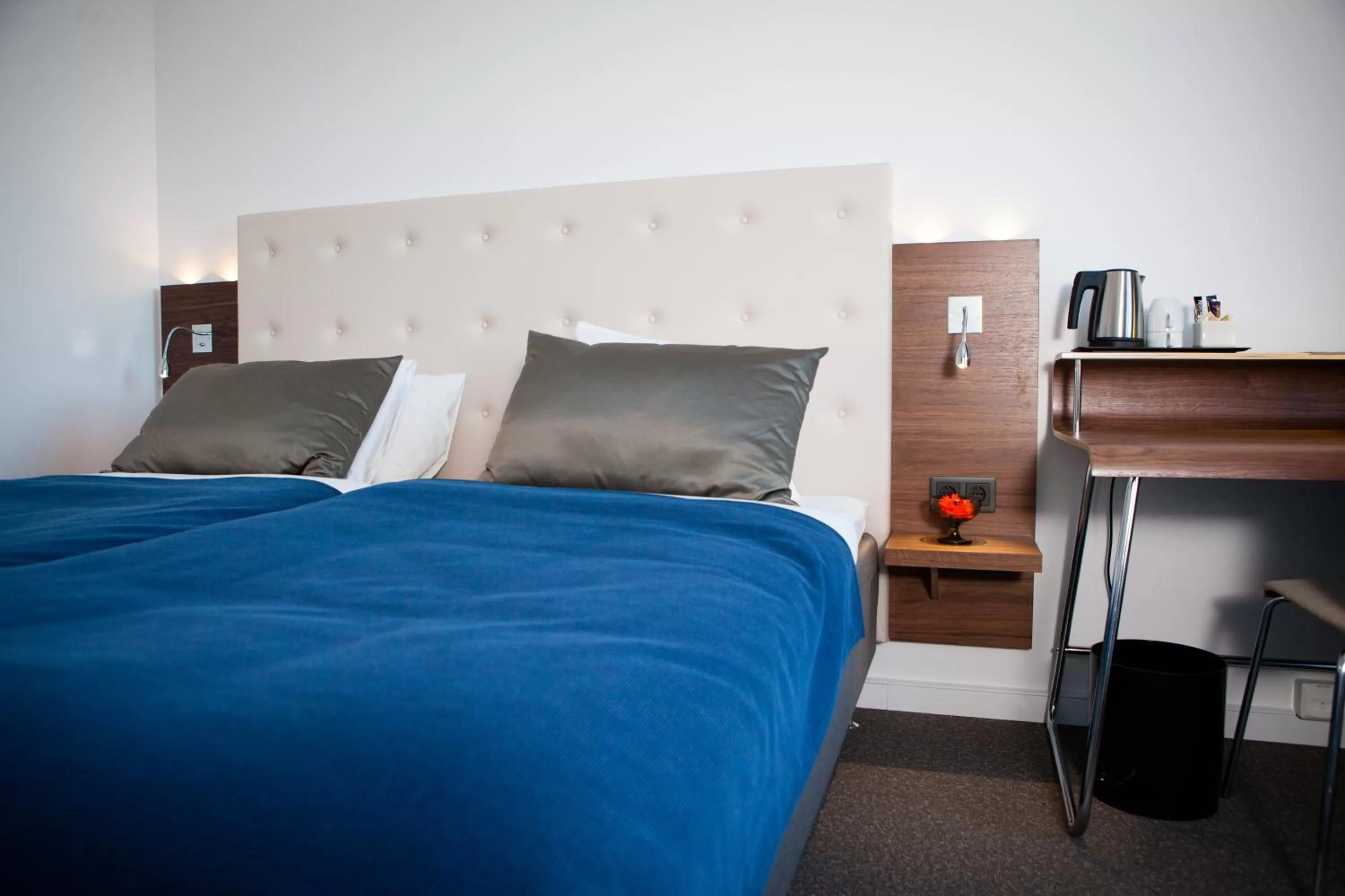 Bed in Best Western Hotel River C