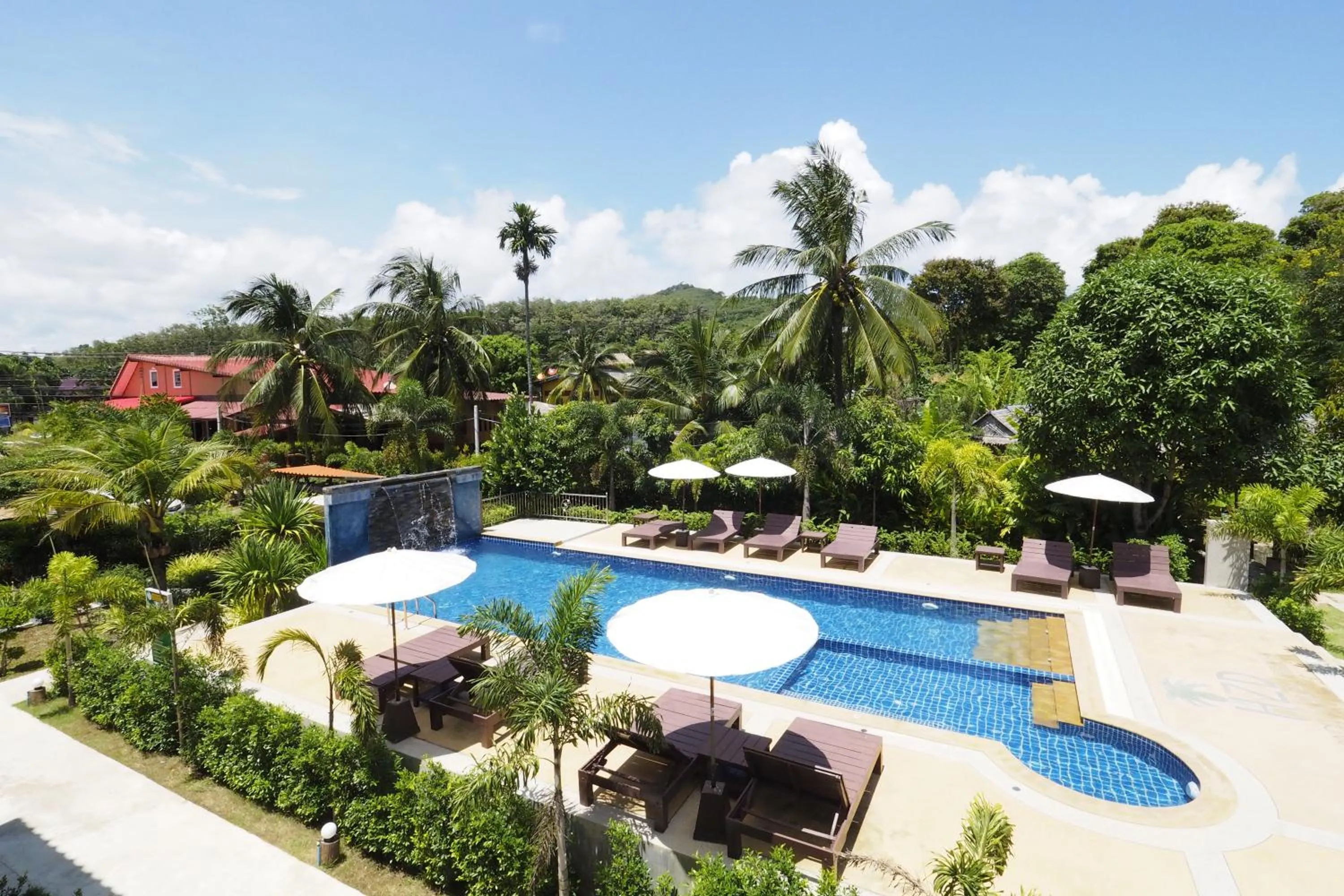 Pool view in Hatzanda Lanta Resort - SHA Extra Plus