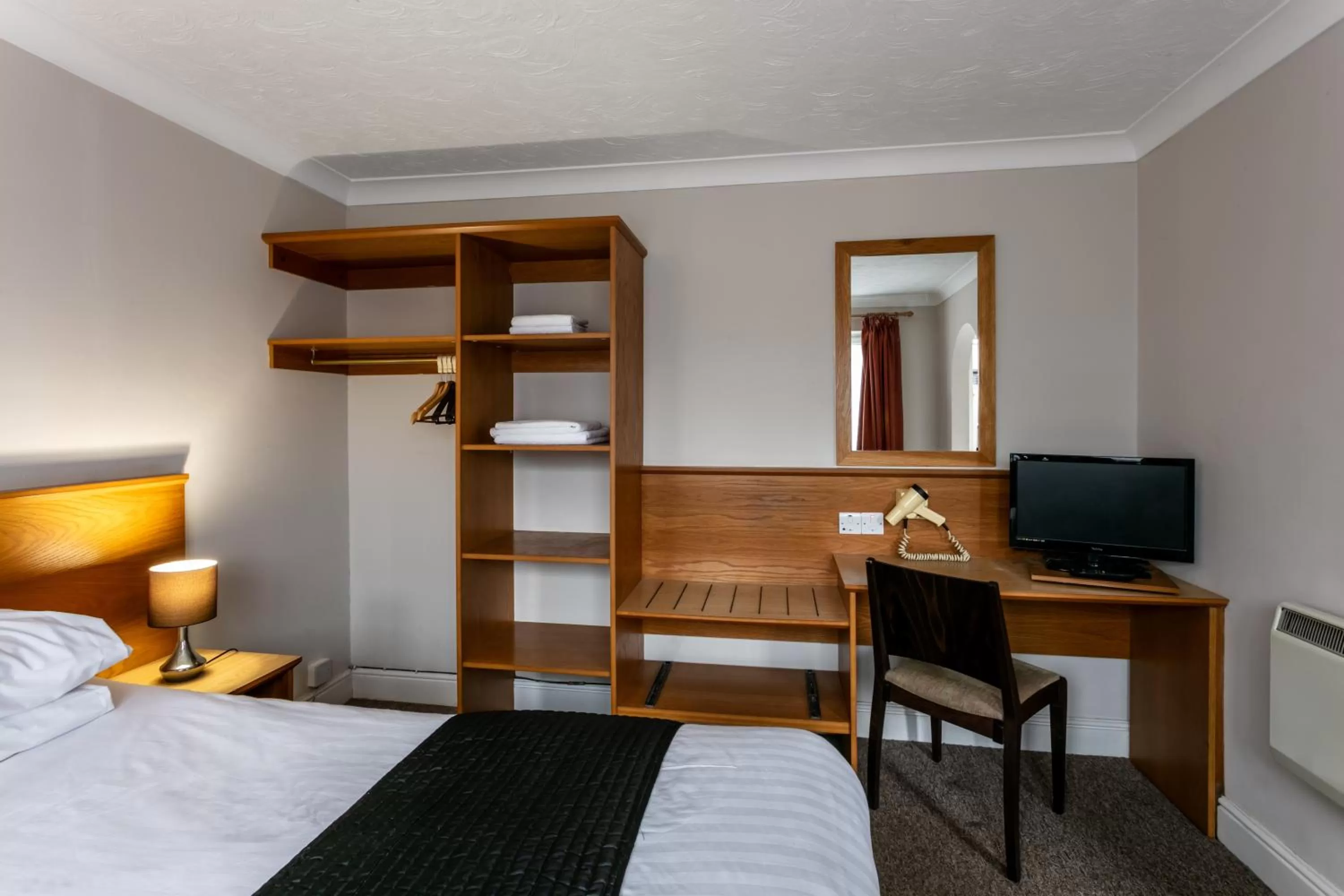 Photo of the whole room, Bed in Roydon Marina Village Hotel