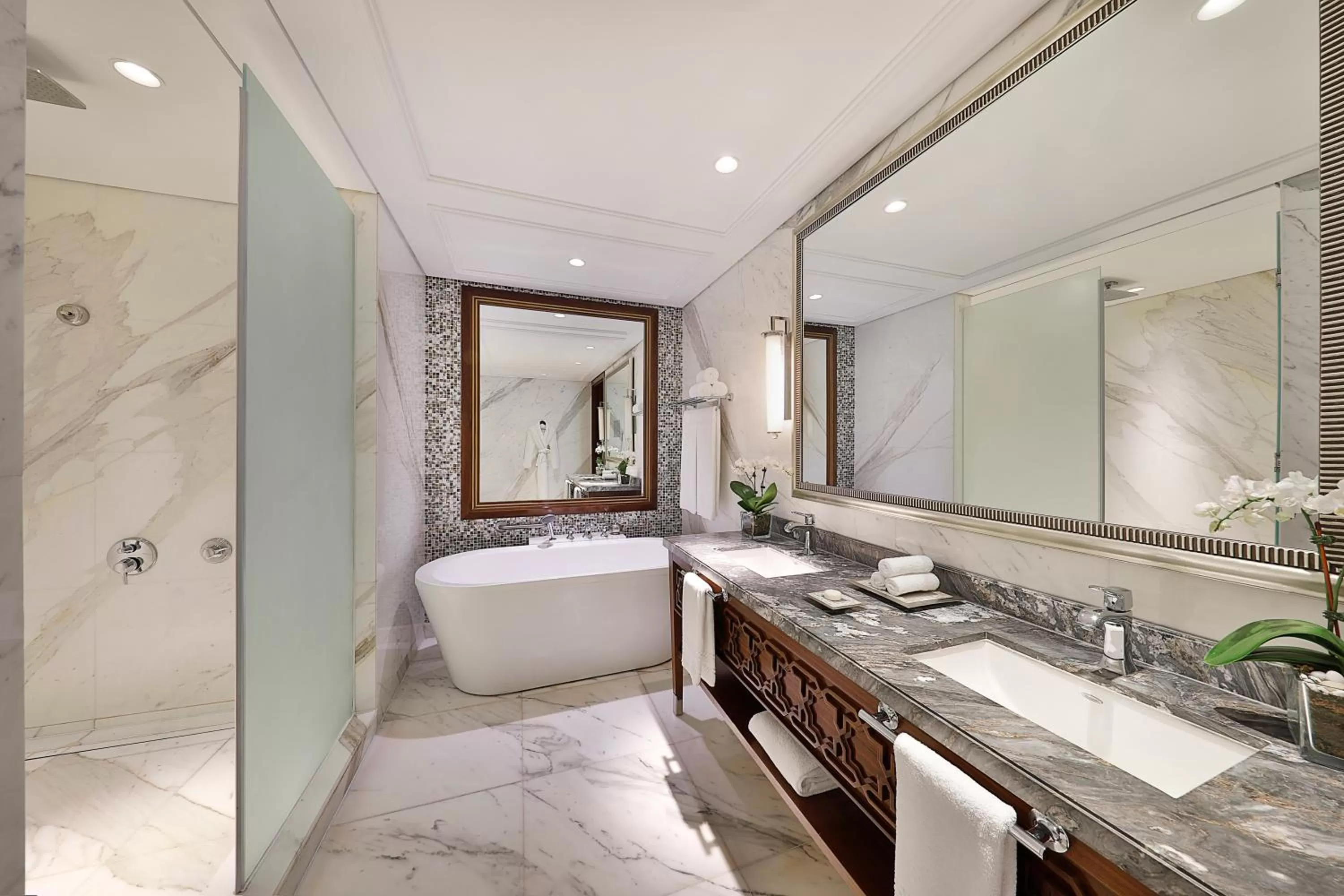 Bathroom, Bed in The Ritz-Carlton, Dubai