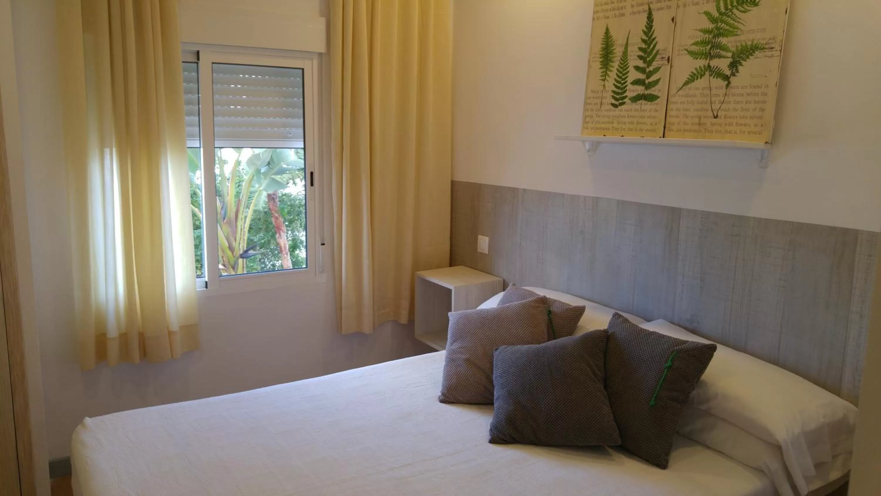 Photo of the whole room, Bed in Campomar Playa