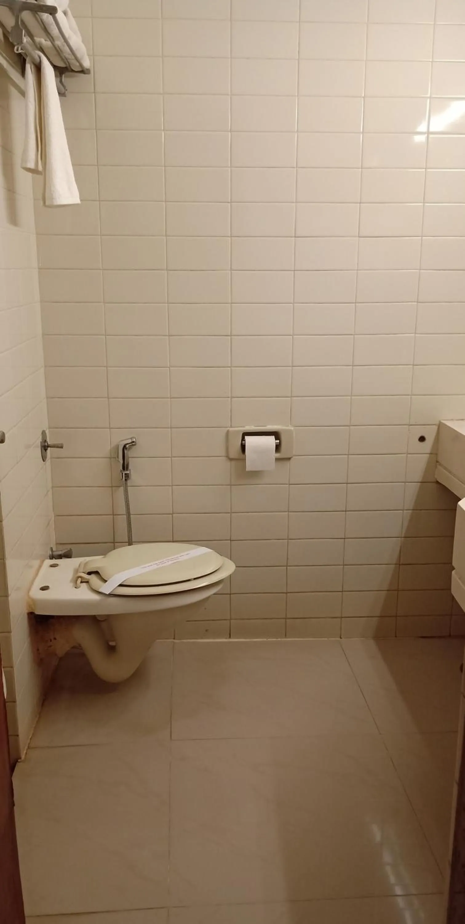 Hotel Poonja International