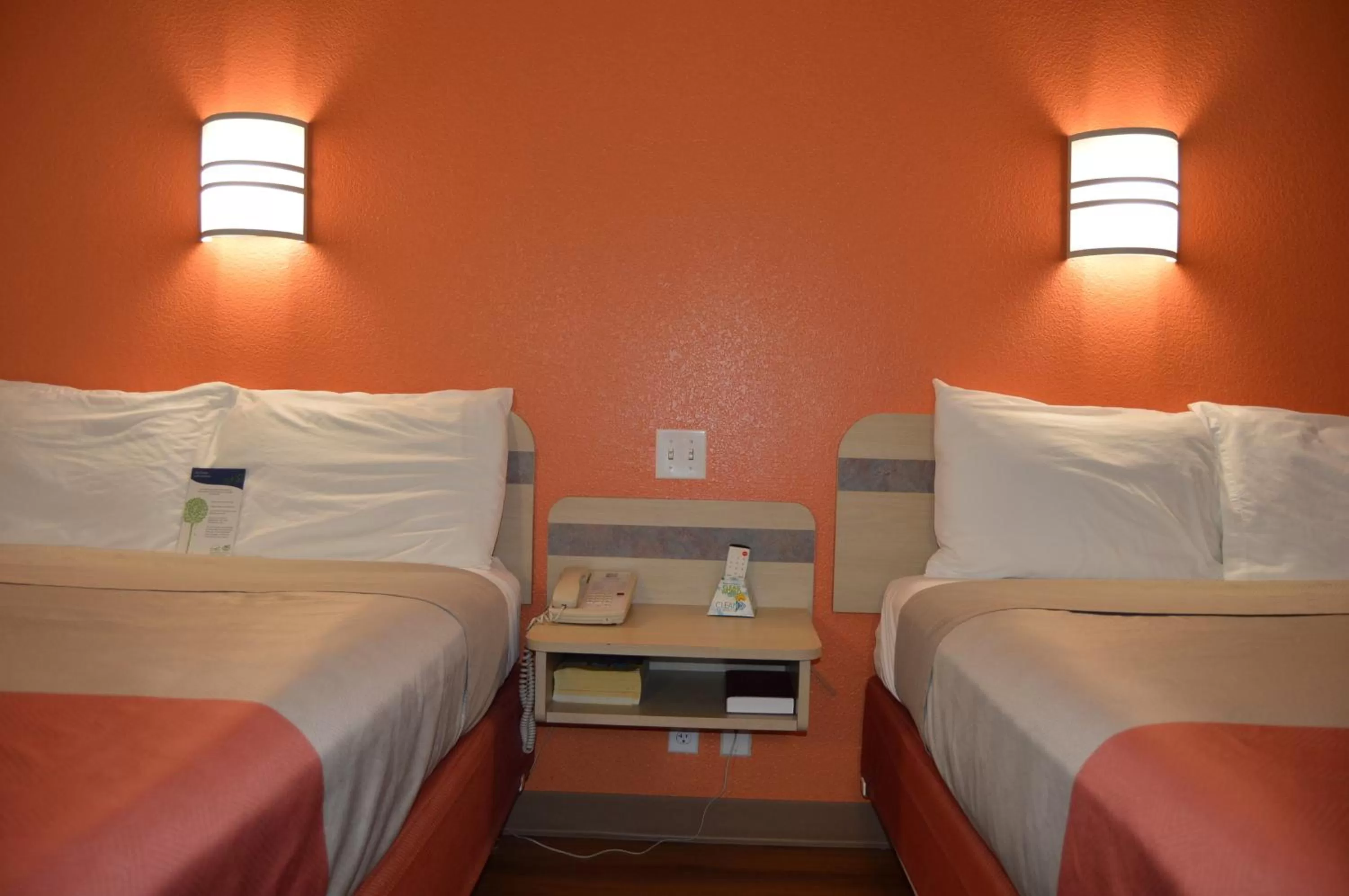 Bed in Motel 6-El Reno, OK