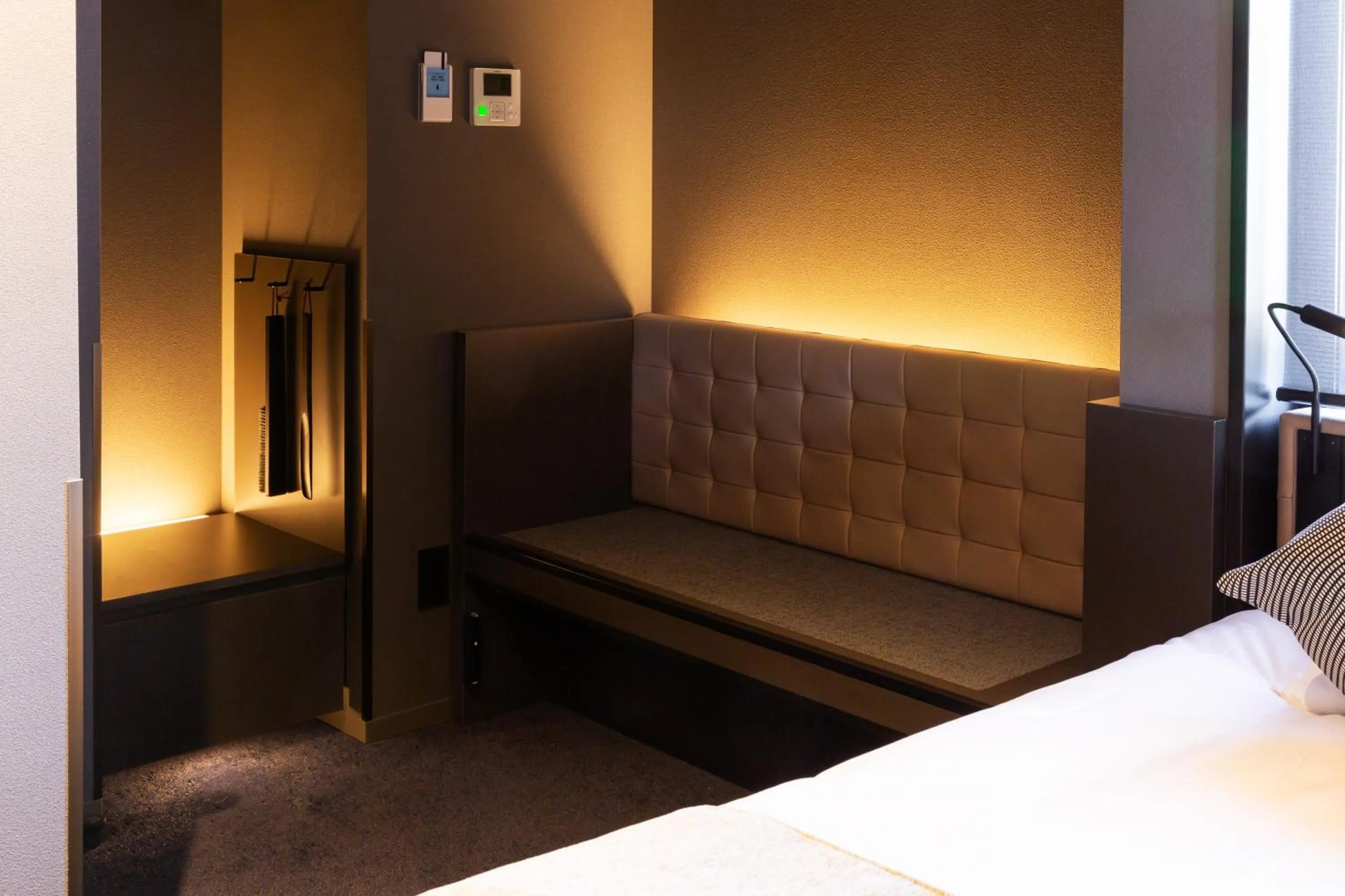 Bed in The Royal Park Canvas - Ginza 8