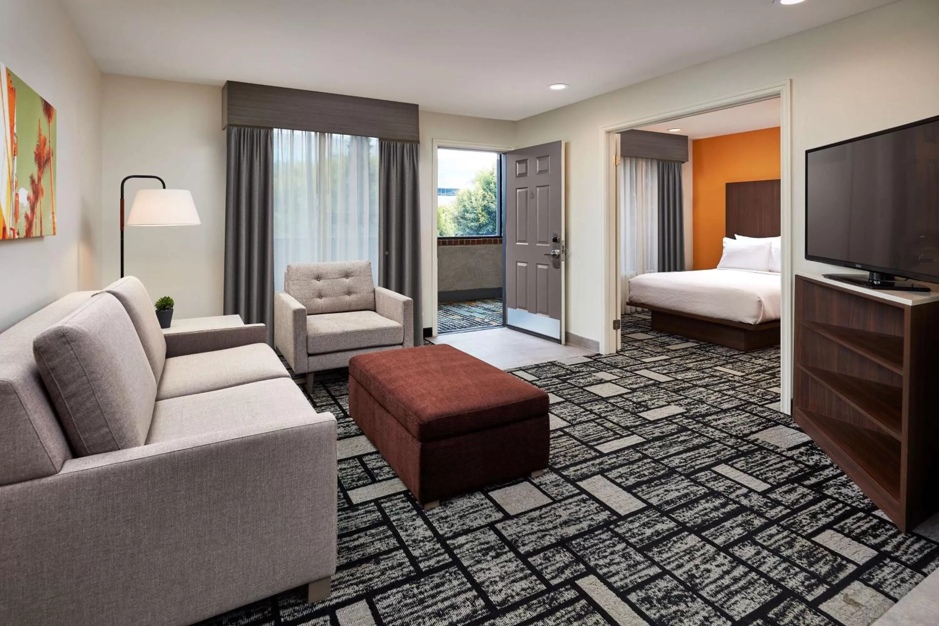 Queen Suite with Two Queen Beds and Bath Tub - Mobility Access in Best Western Plus Meridian Inn & Suites, Anaheim-Orange