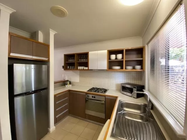 Kitchen/Kitchenette in Darby Park Serviced Residences