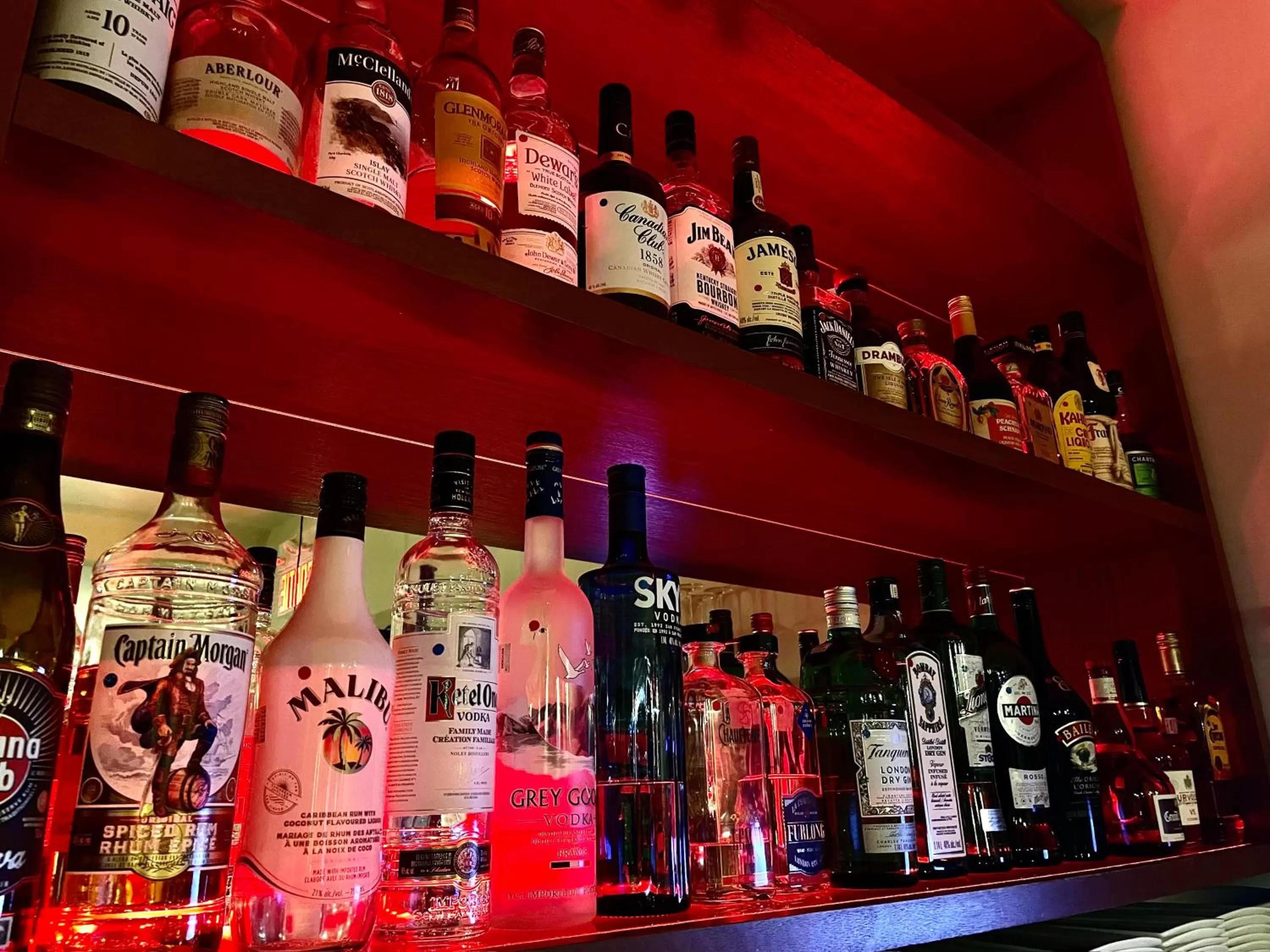 Lounge or bar in Hotel Manoir D'Auteuil - Par Aneyro