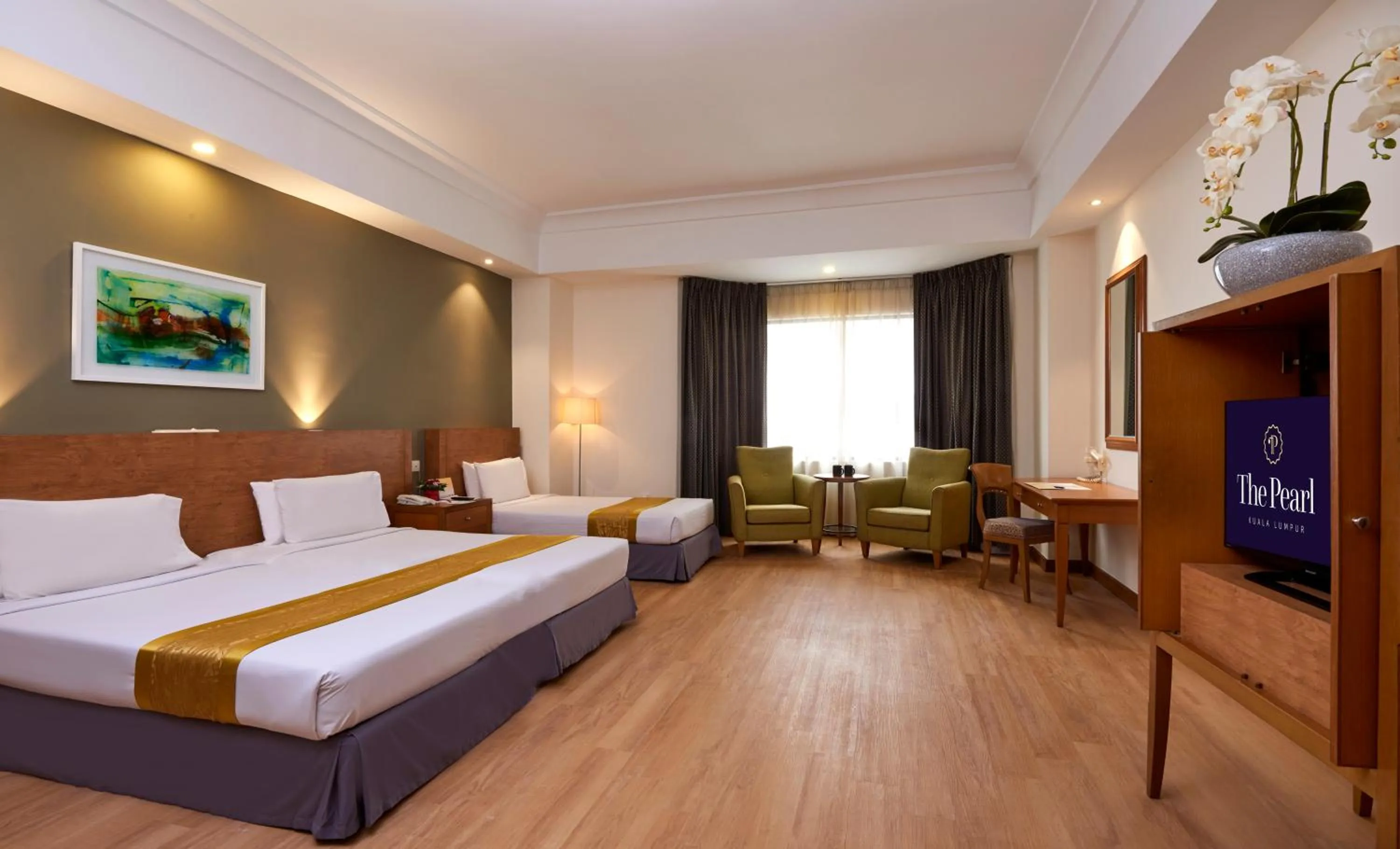 Pearl International Hotel