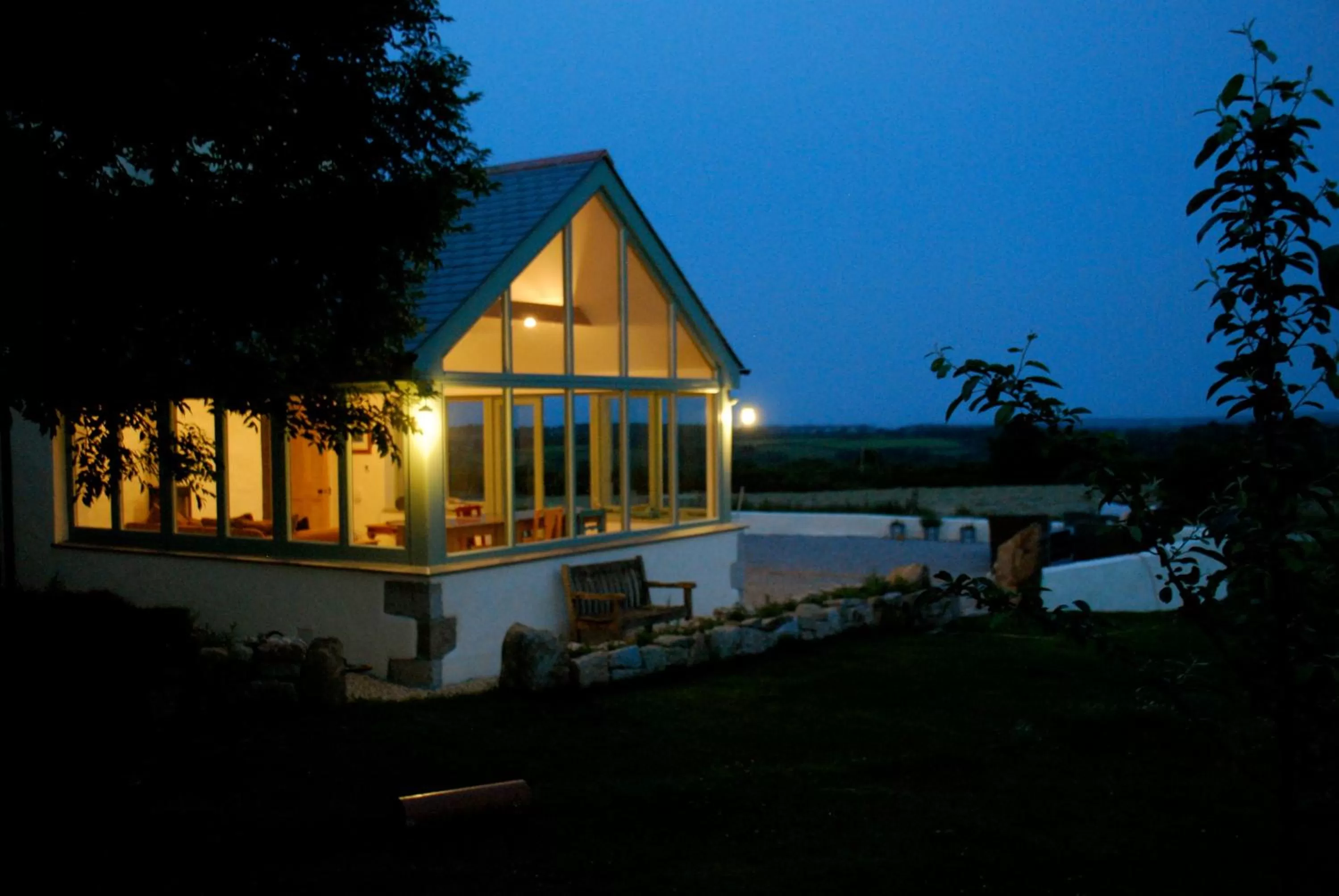 Facade/entrance in Fig Tree House