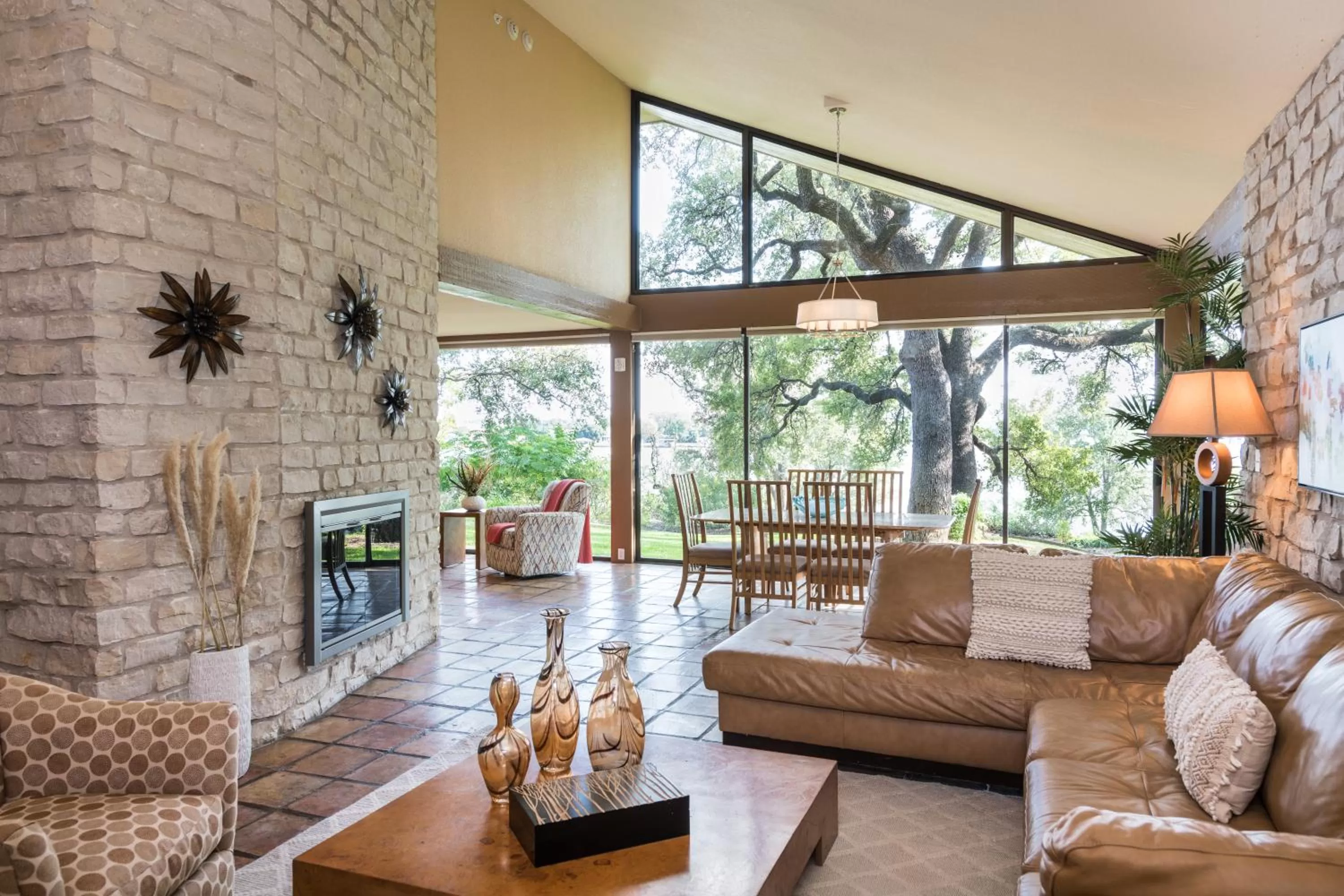 Living room in Inn on Lake Granbury a Boutique Hotel