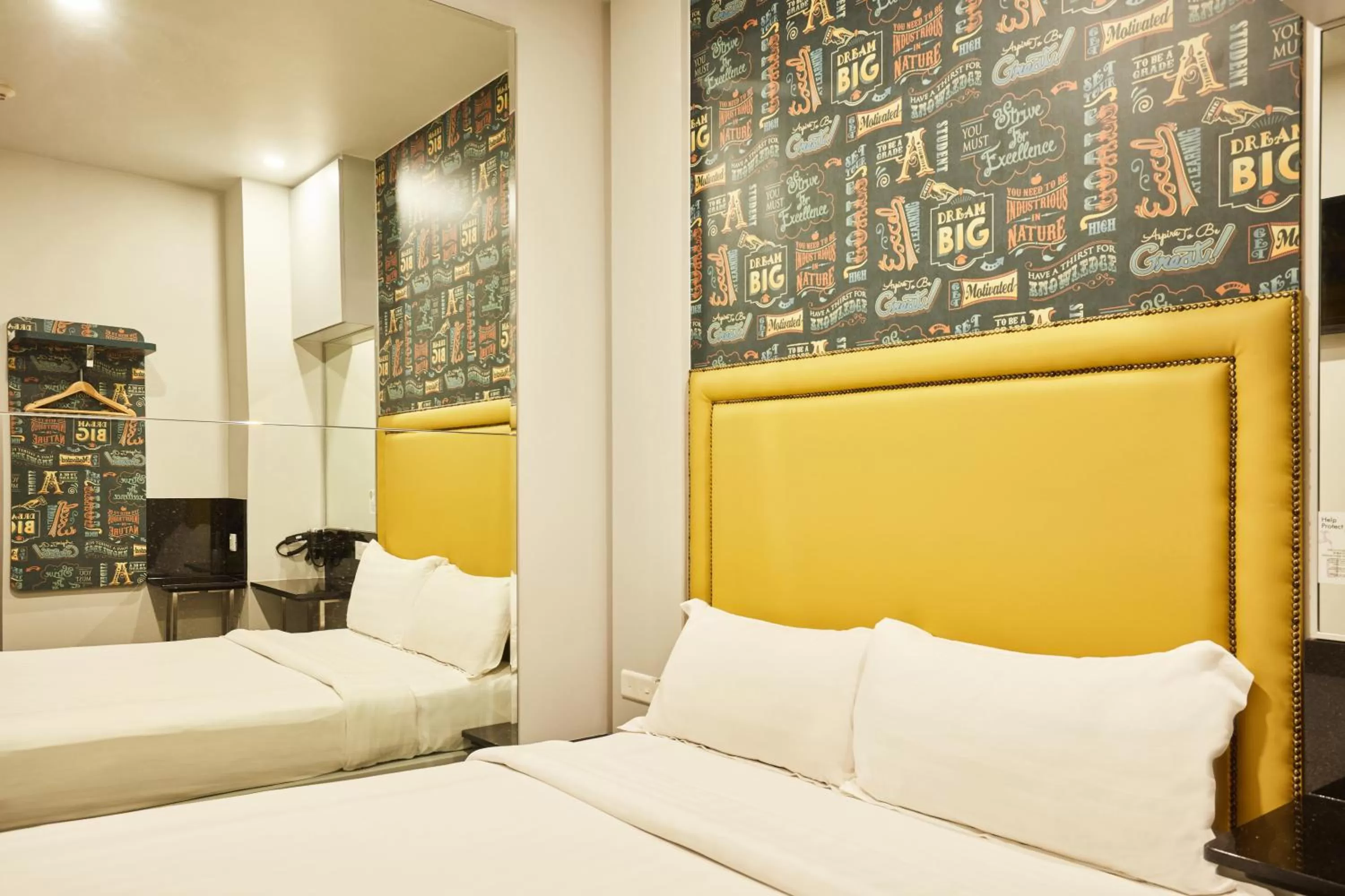 Bed in ibis budget Singapore Bugis