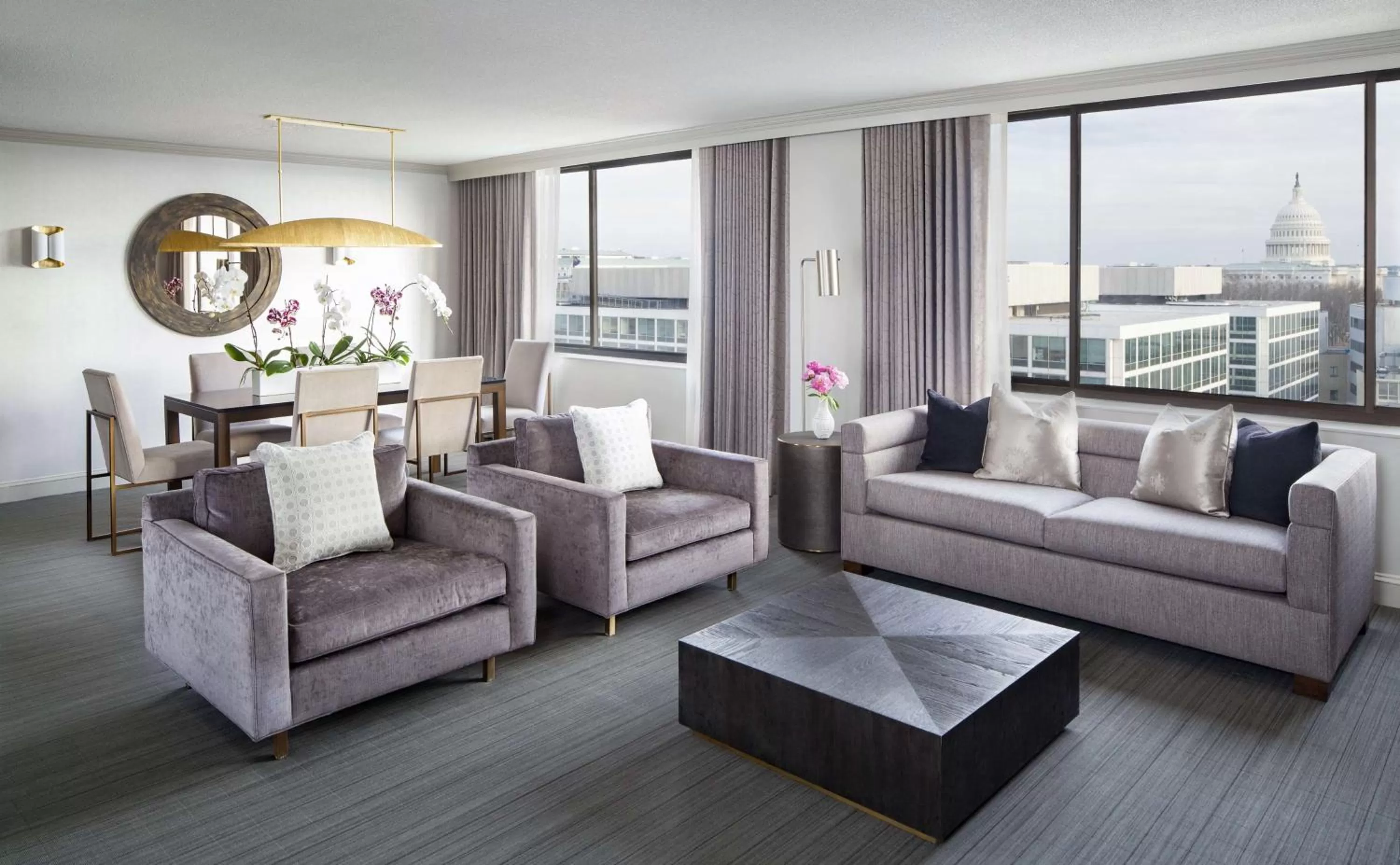 Living room in Hilton Washington DC Capitol Hill