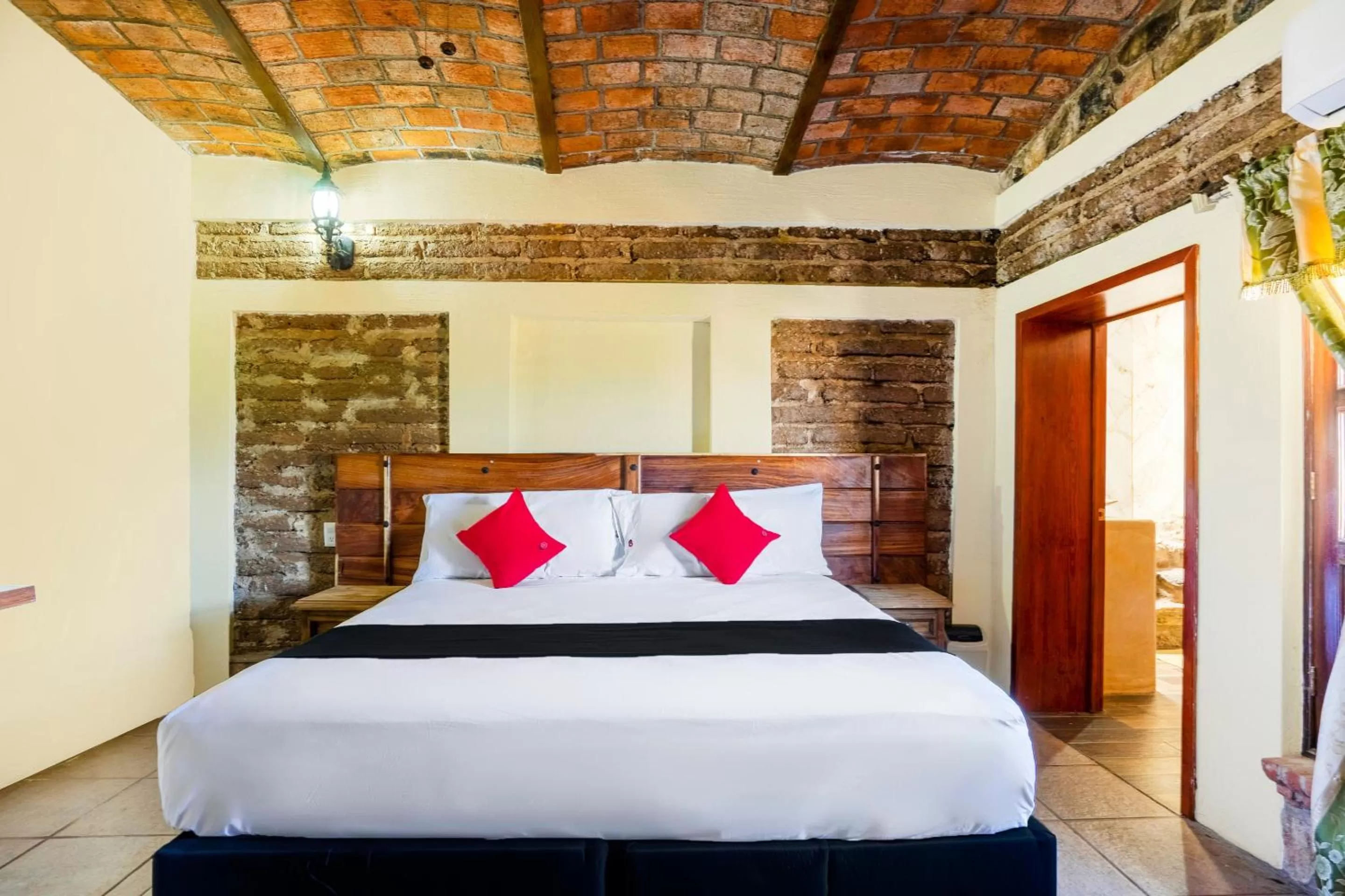 Bedroom in Capital O Hotel Posada Terraza, Tequila Jalisco