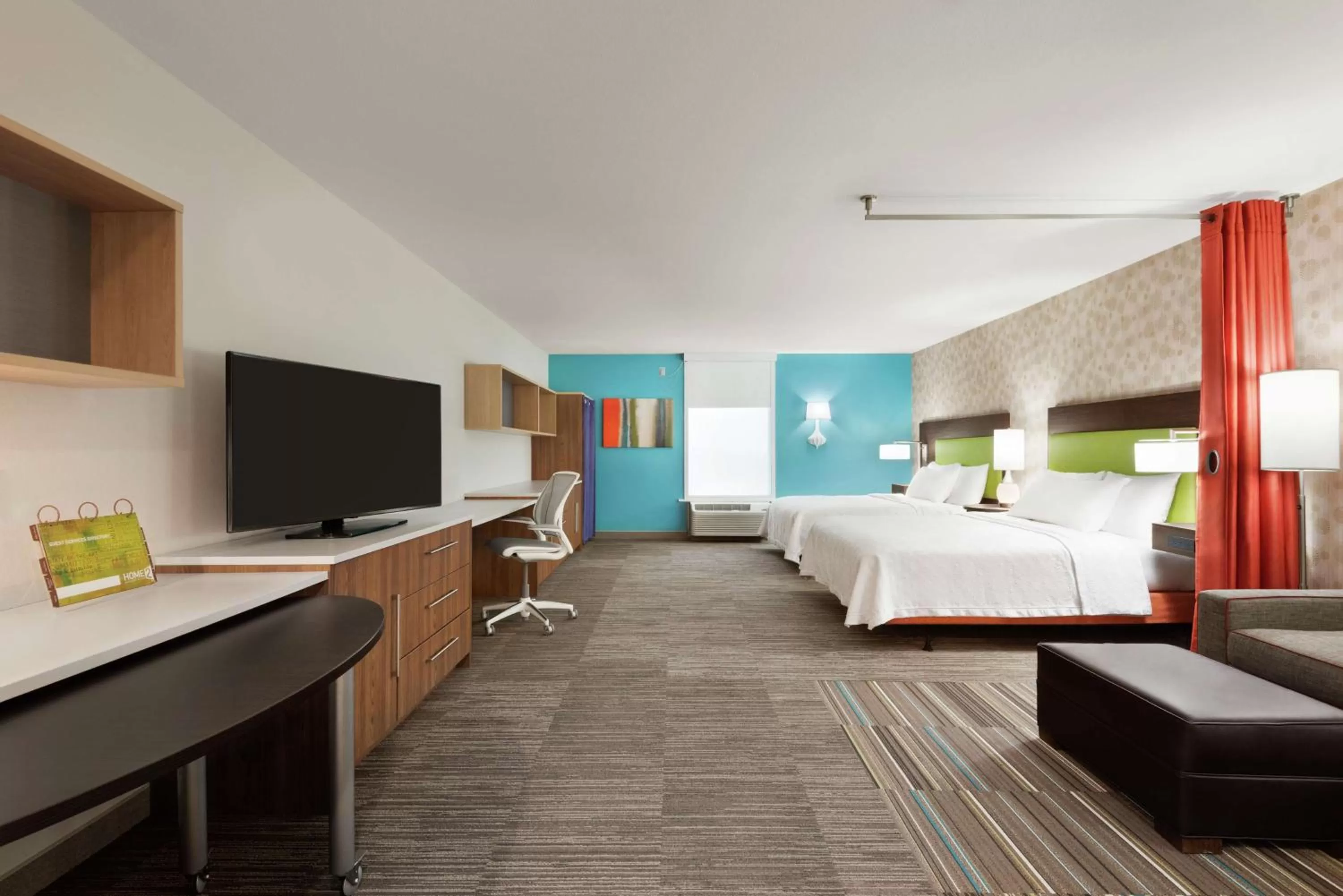 Bedroom, Bed in Home2 Suites by Hilton Woodbridge Potomac Mills