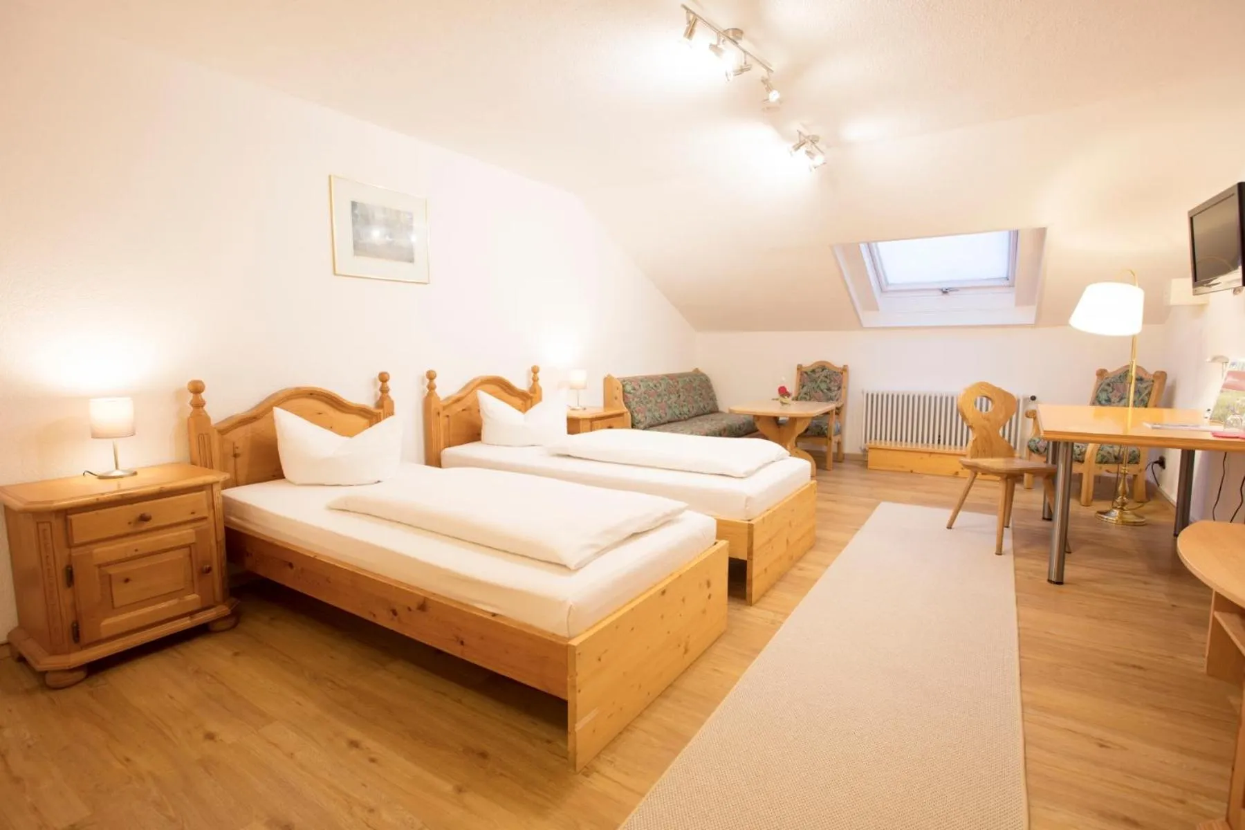 Photo of the whole room, Bed in Akzenthaus Alpenrose Nesselwang