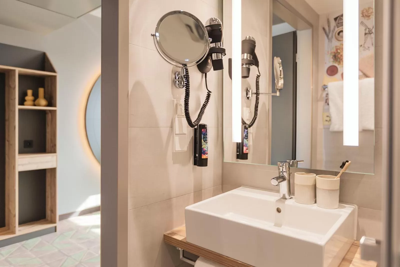 Bathroom in Holiday Inn - the niu, Mill Cologne Mülheim by IHG