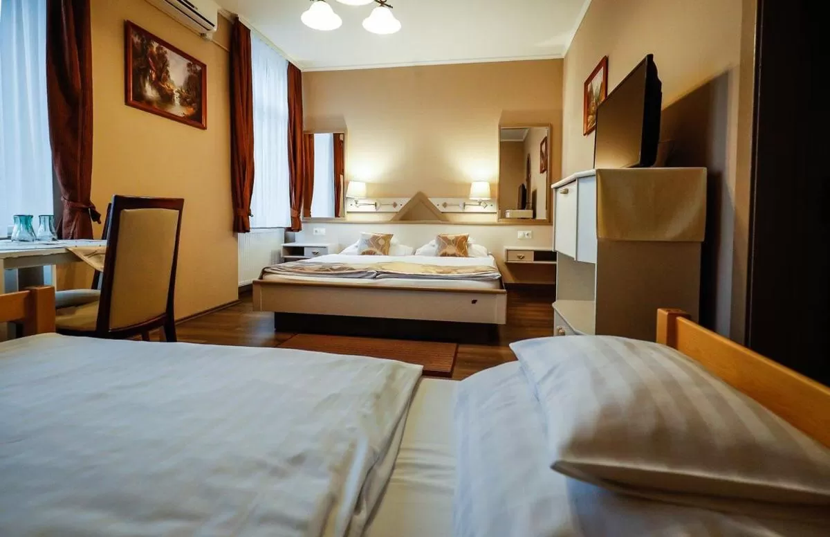 Photo of the whole room, Bed in Gőzmalom Étterem és Panzió