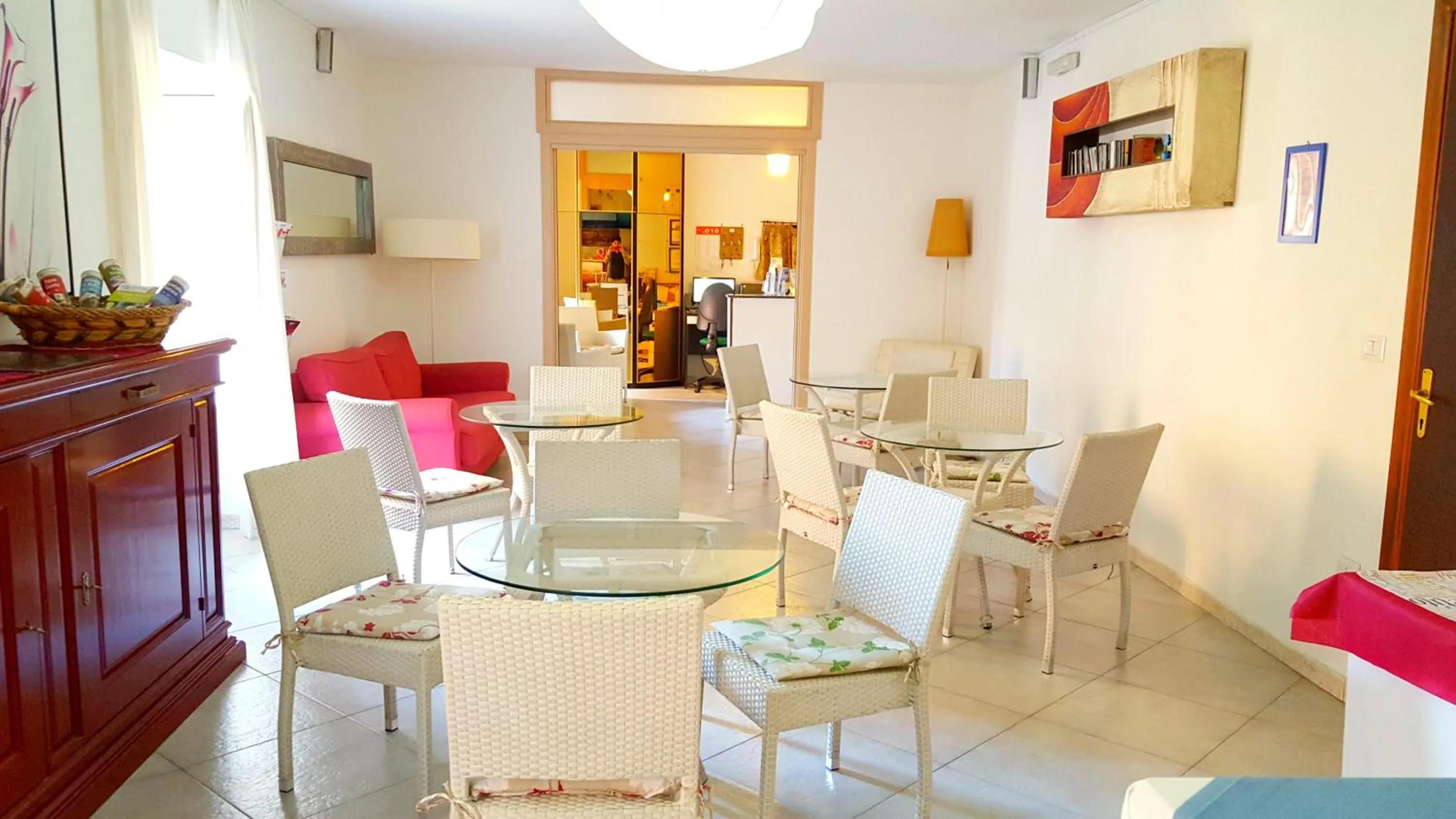 Communal lounge/ TV room in Maison Degas-Dimora di Charme