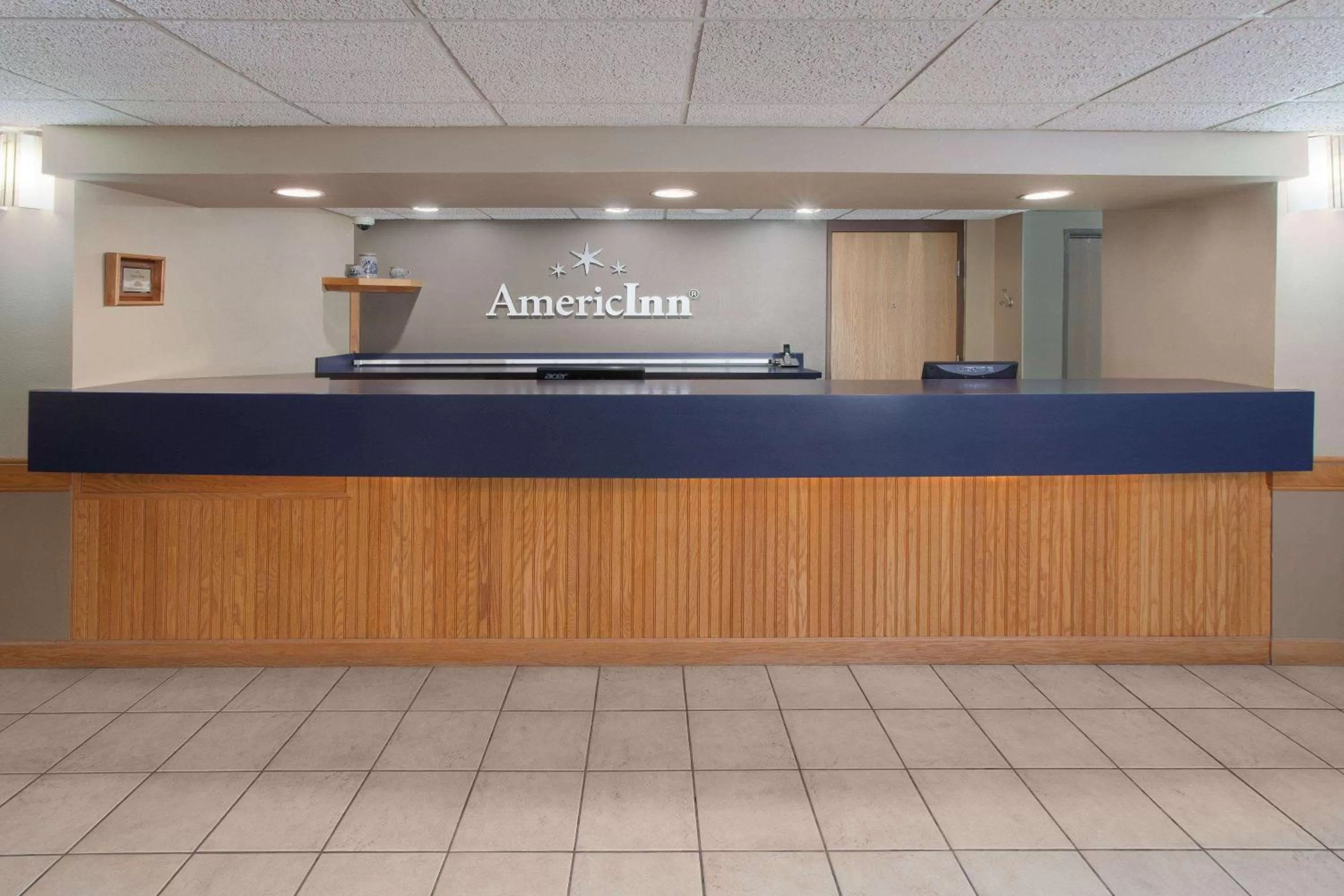 Lobby or reception in AmericInn by Wyndham Webster City