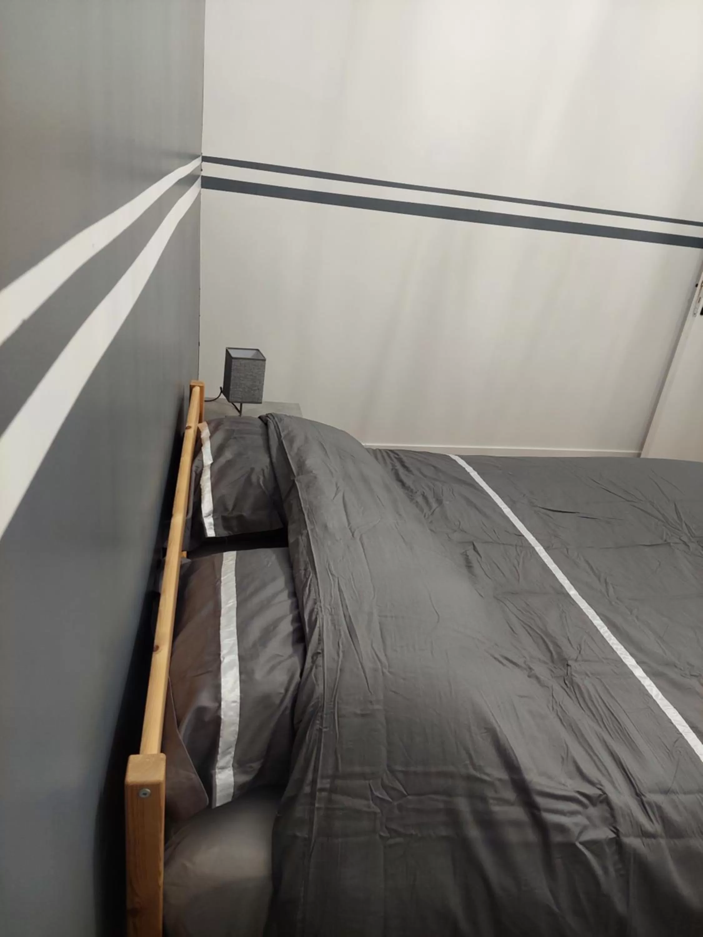 Bed in Kilomètre 99