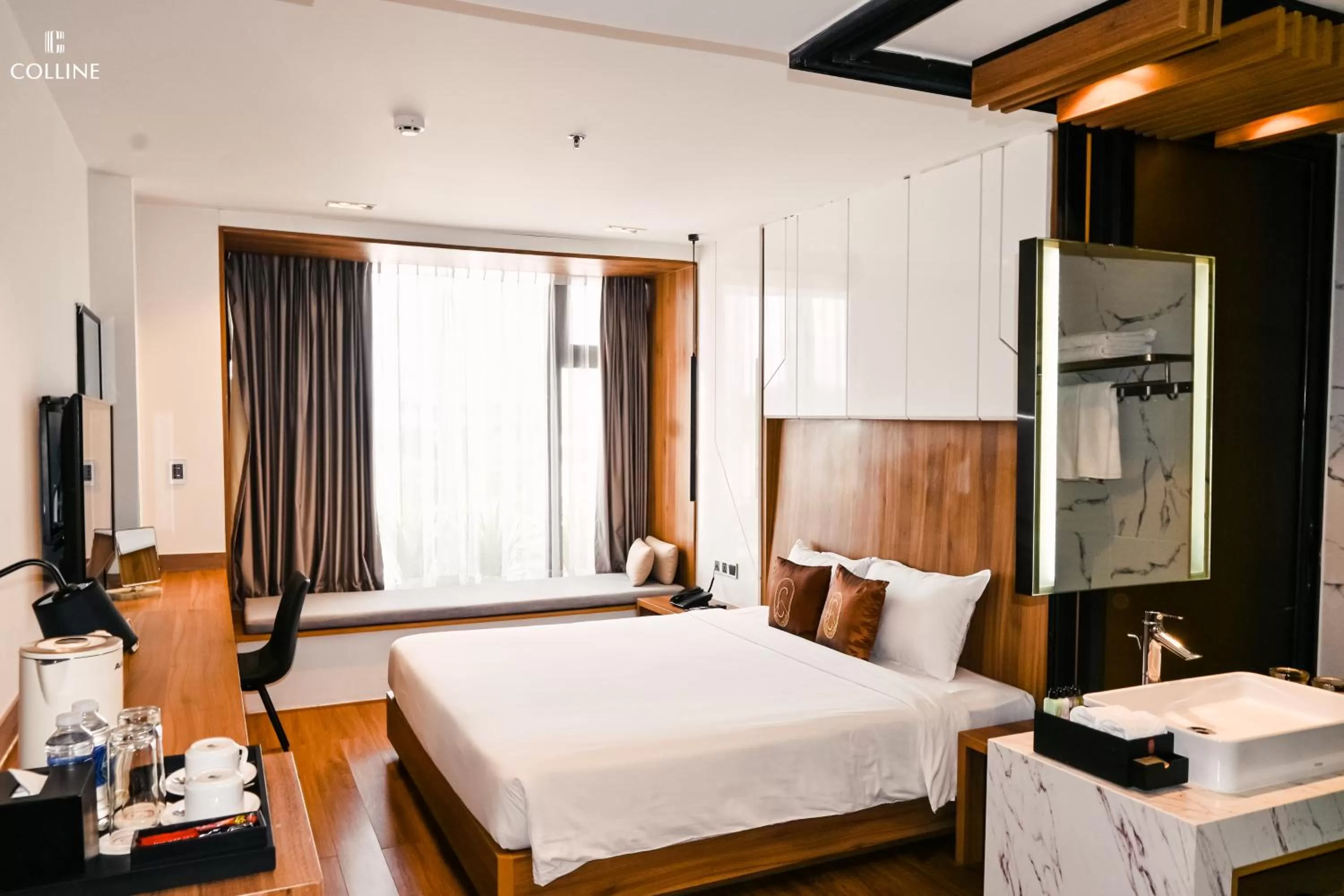 View (from property/room), Bed in Colline Dalat