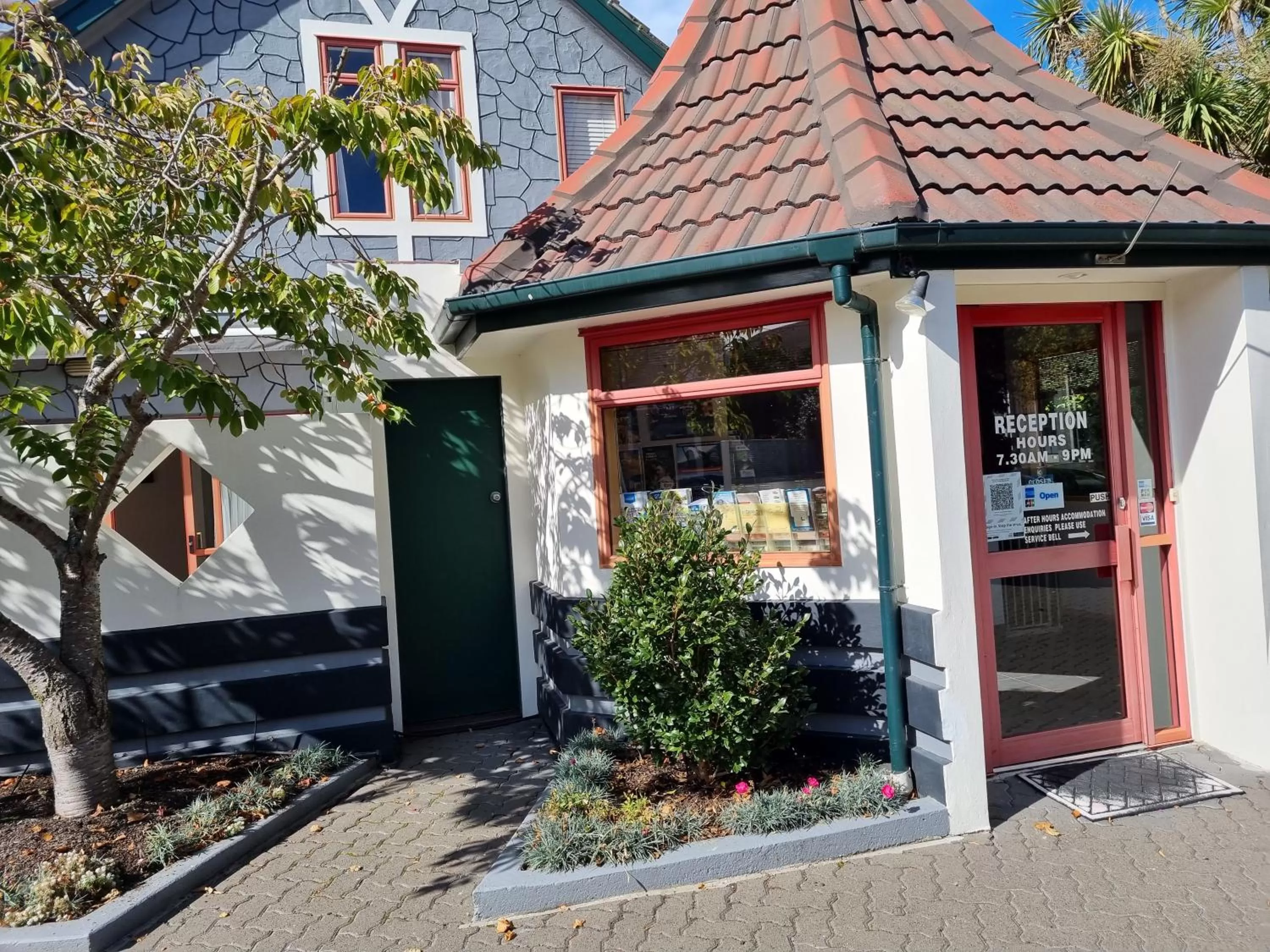 Property building in Amross Court