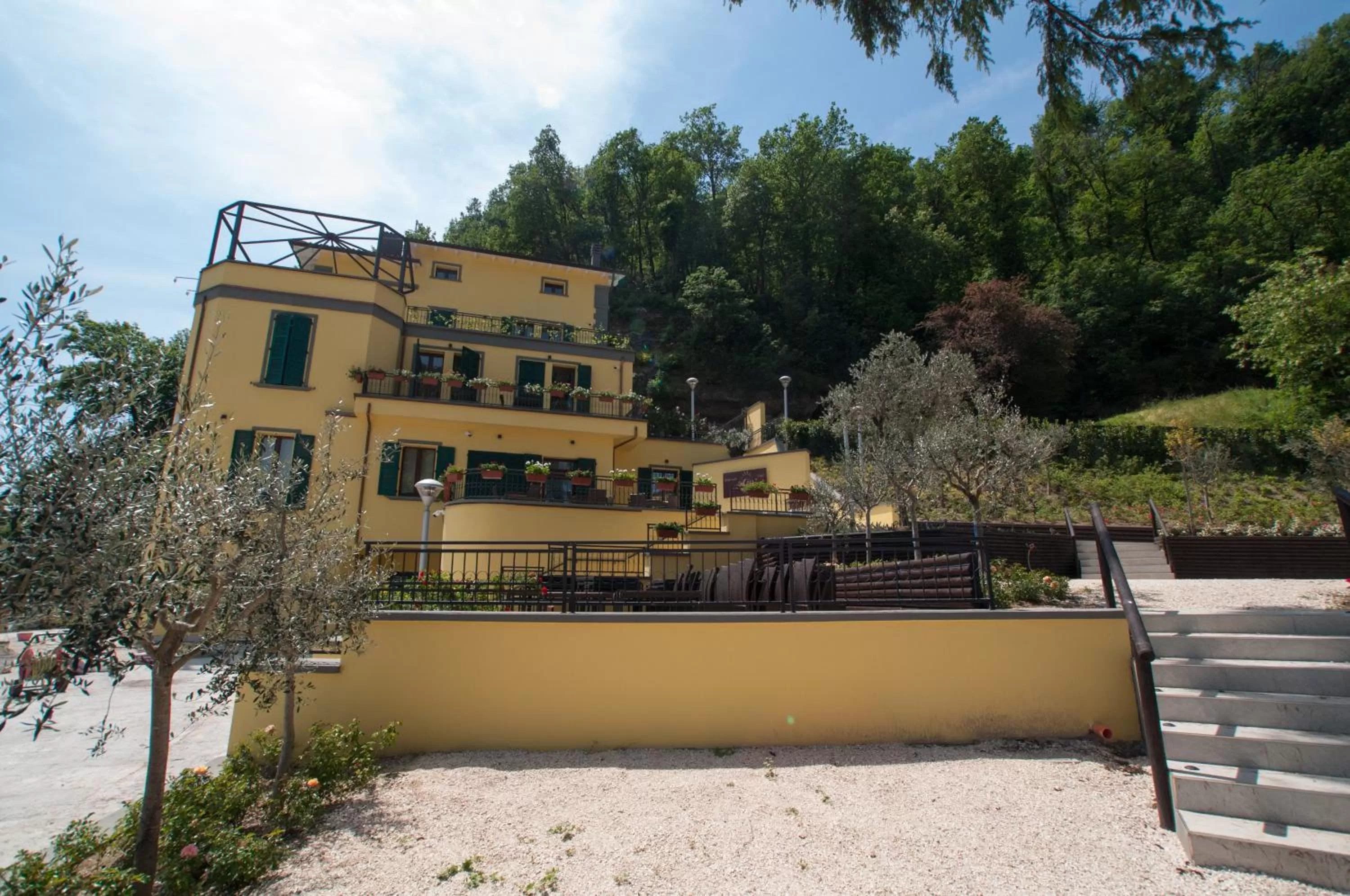 Property building in Hotel Ca' di Gali