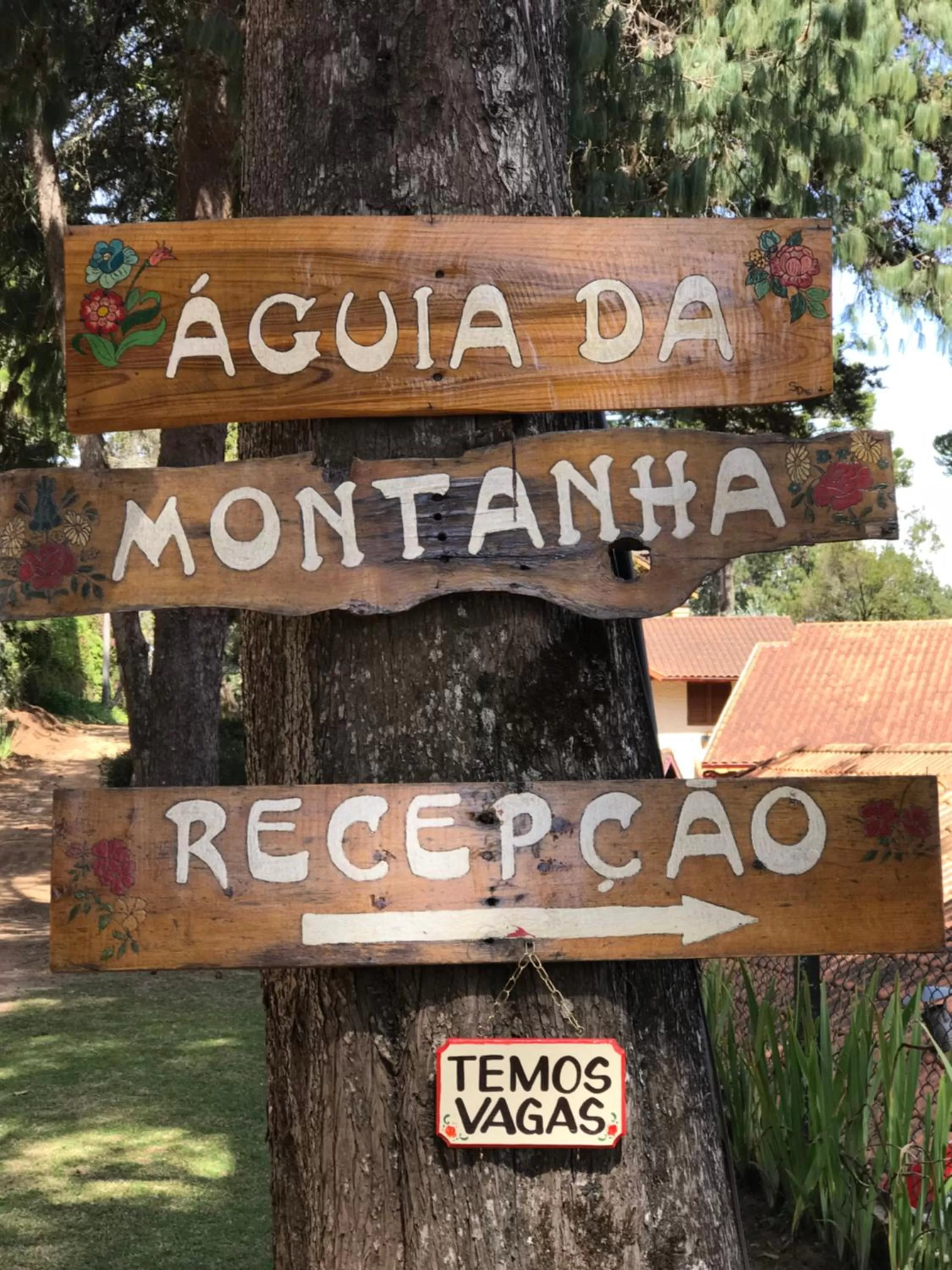 Property logo or sign in Pousada Aguia da Montanha