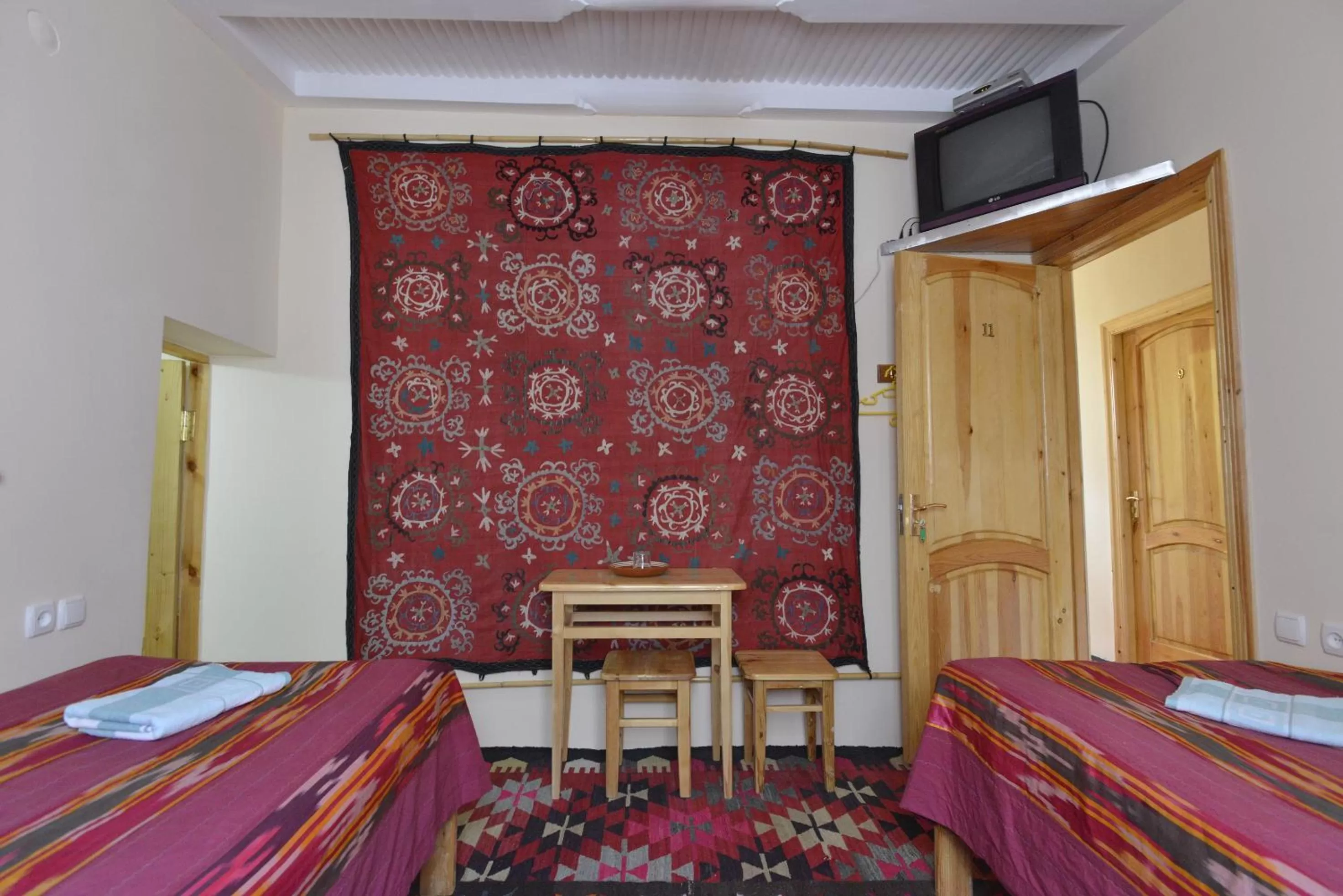 Decorative detail in B&B Emir