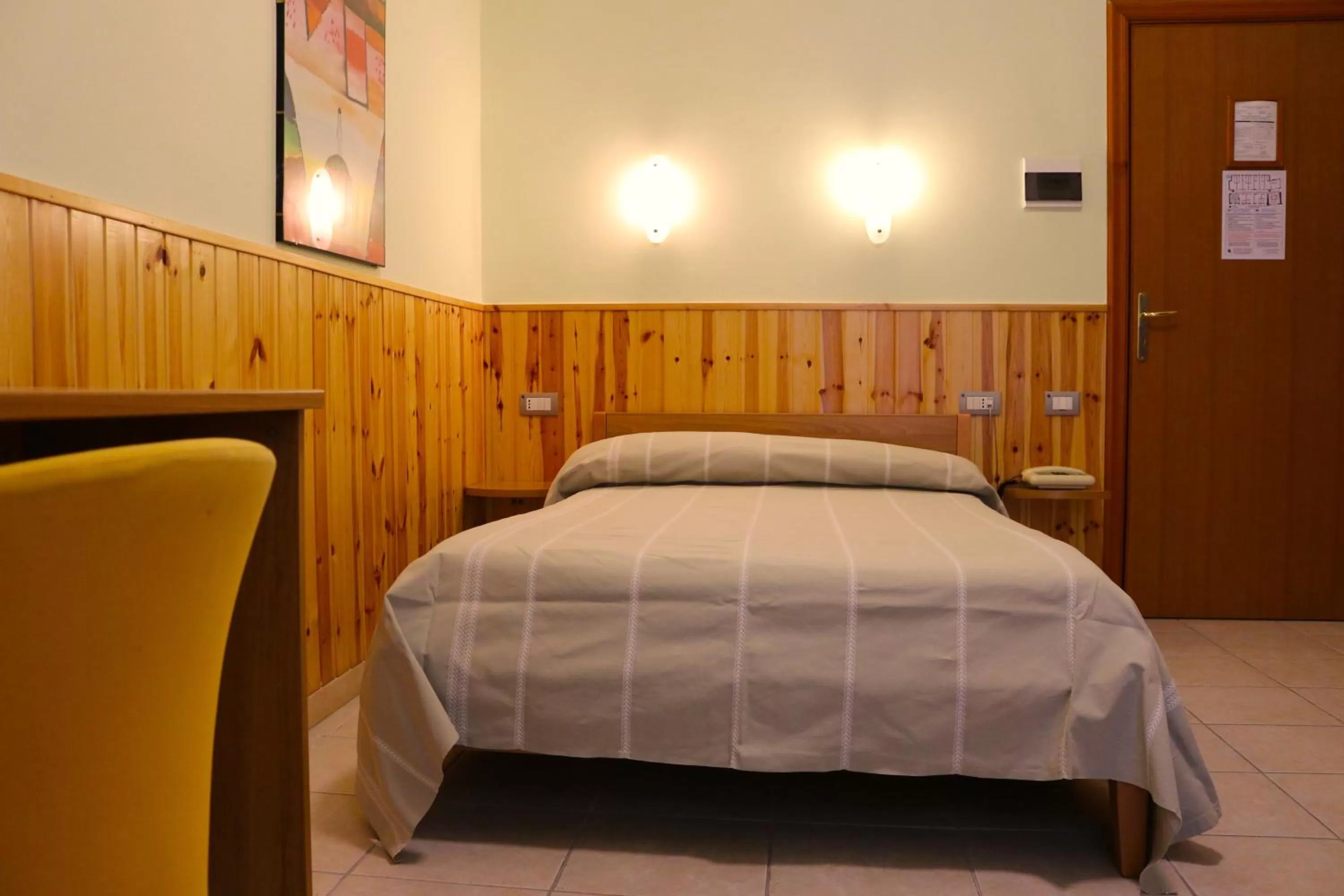 Photo of the whole room, Bed in Tourist Hotel