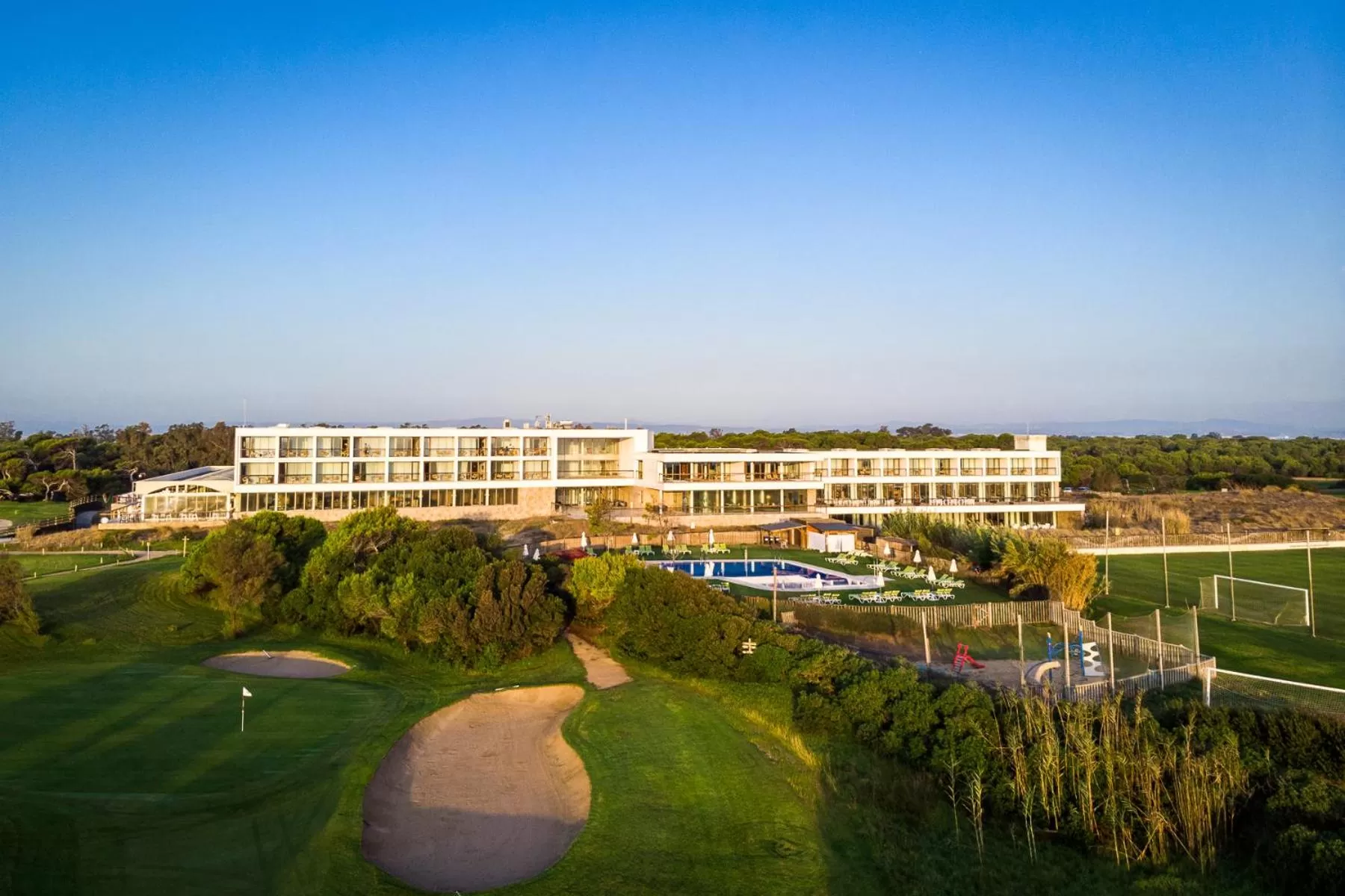 Property building in Parador de El Saler