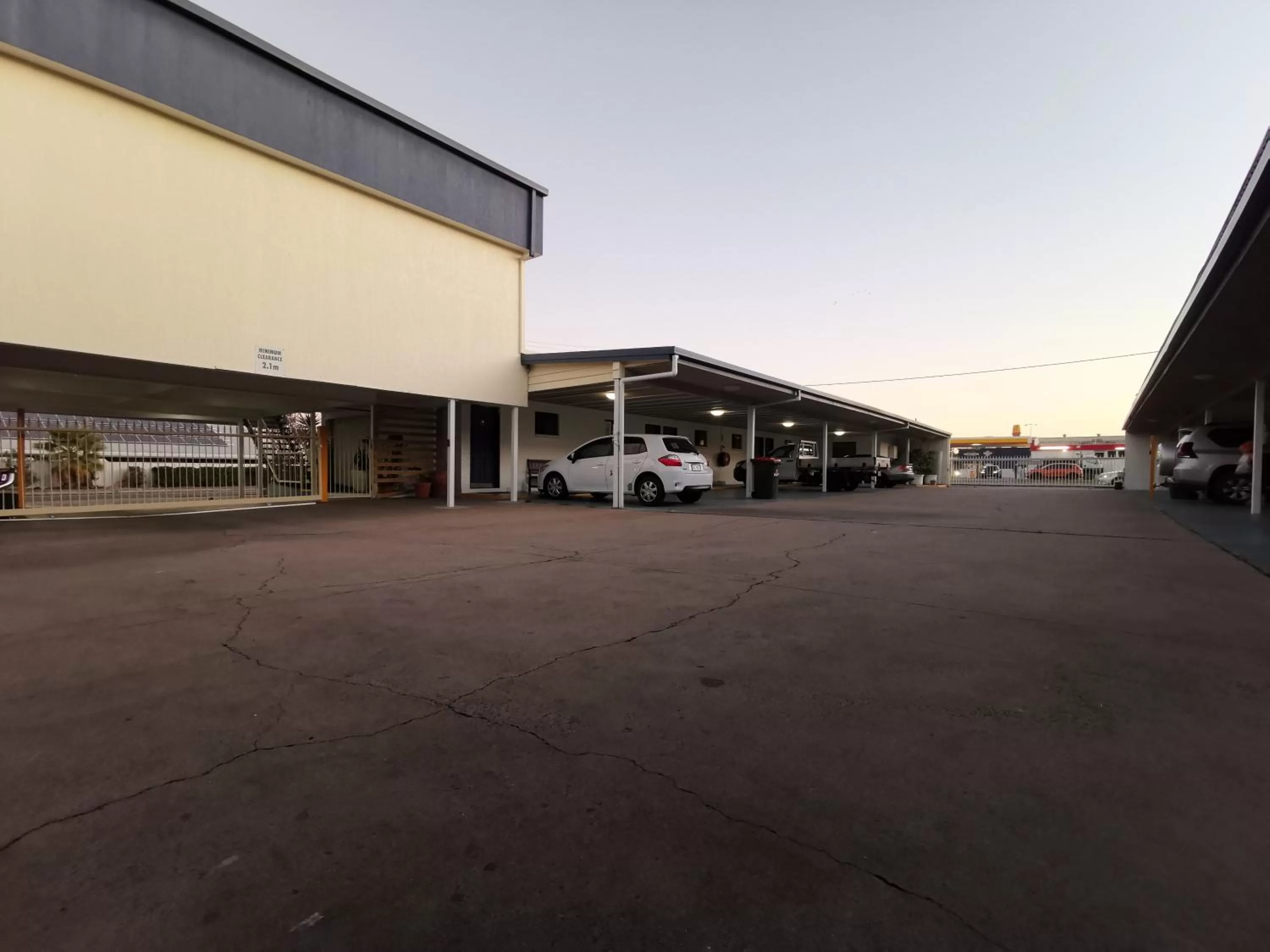 Parking, Property Building in Fitzroy Motor Inn