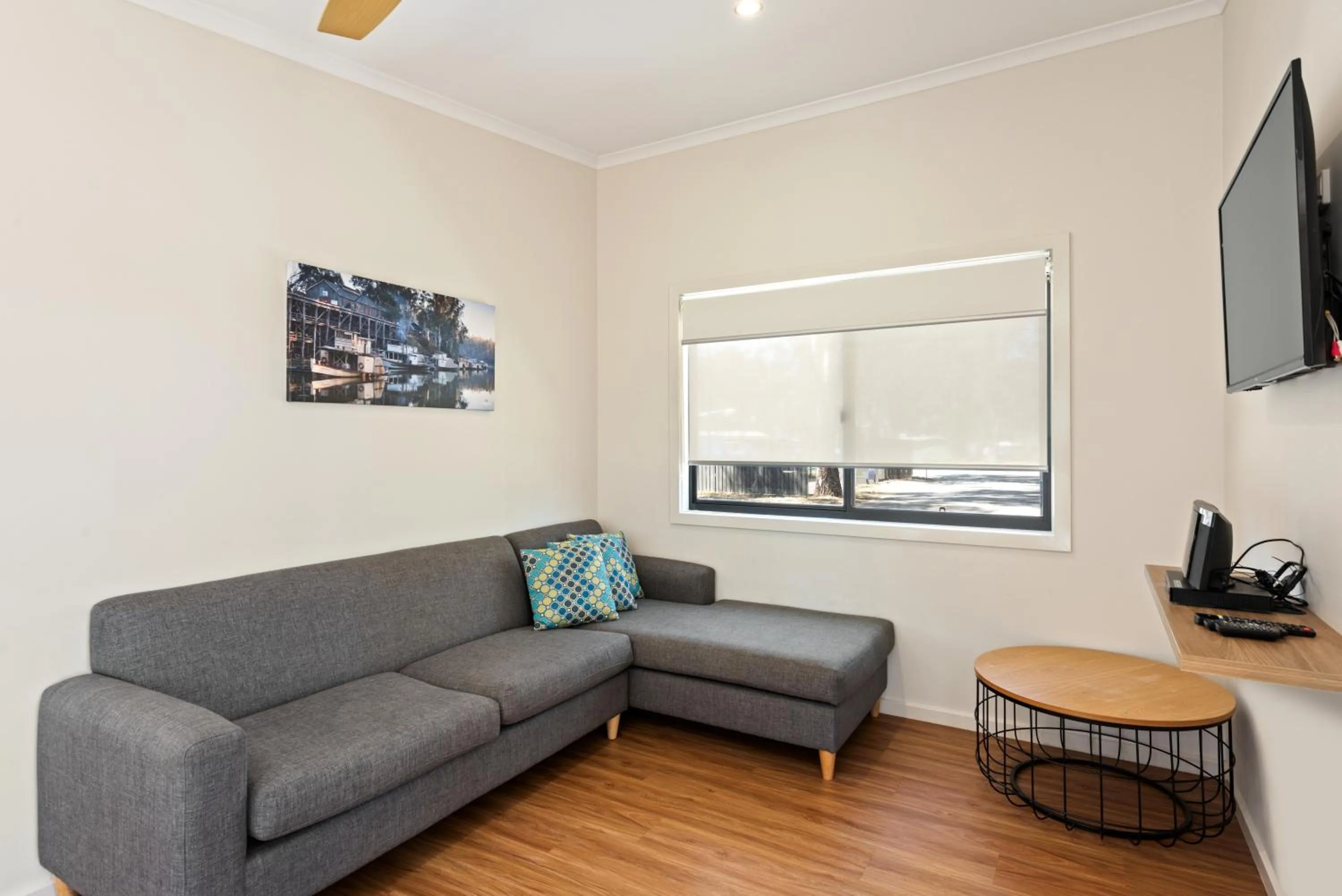 Living room in Discovery Parks - Maidens Inn Moama