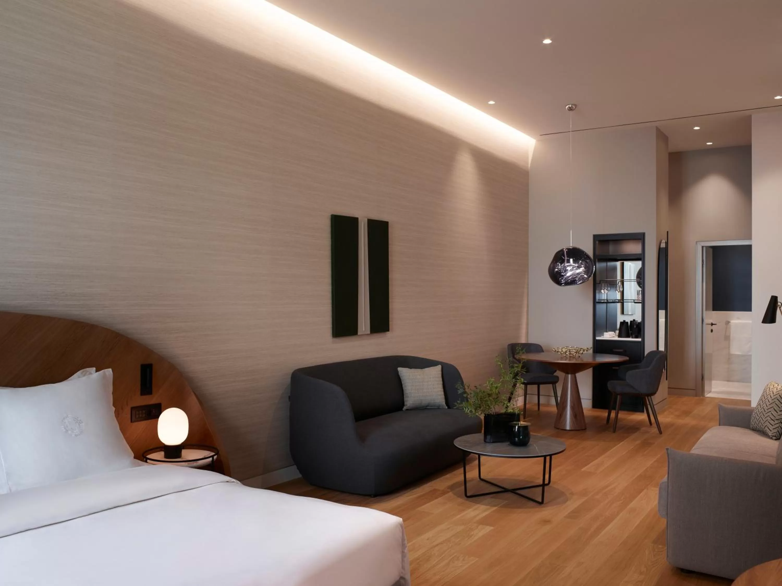 Bed in xenodocheio Milos