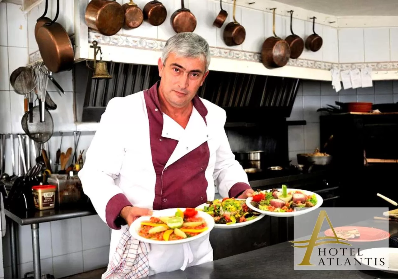 Restaurant/places to eat in Hotel Atlantis