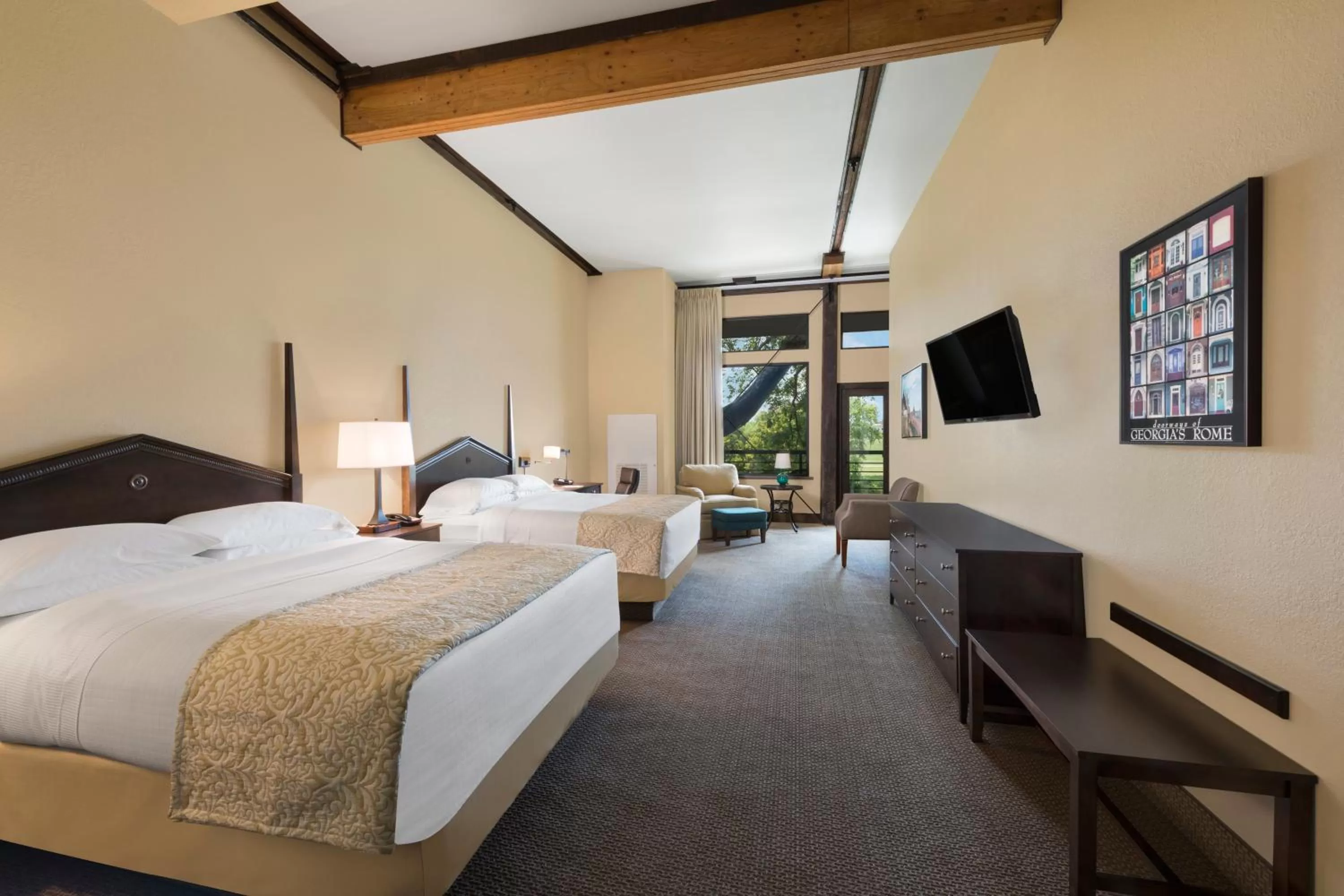 Balcony/Terrace, Bed in Hawthorn Extended Stay by Wyndham Rome