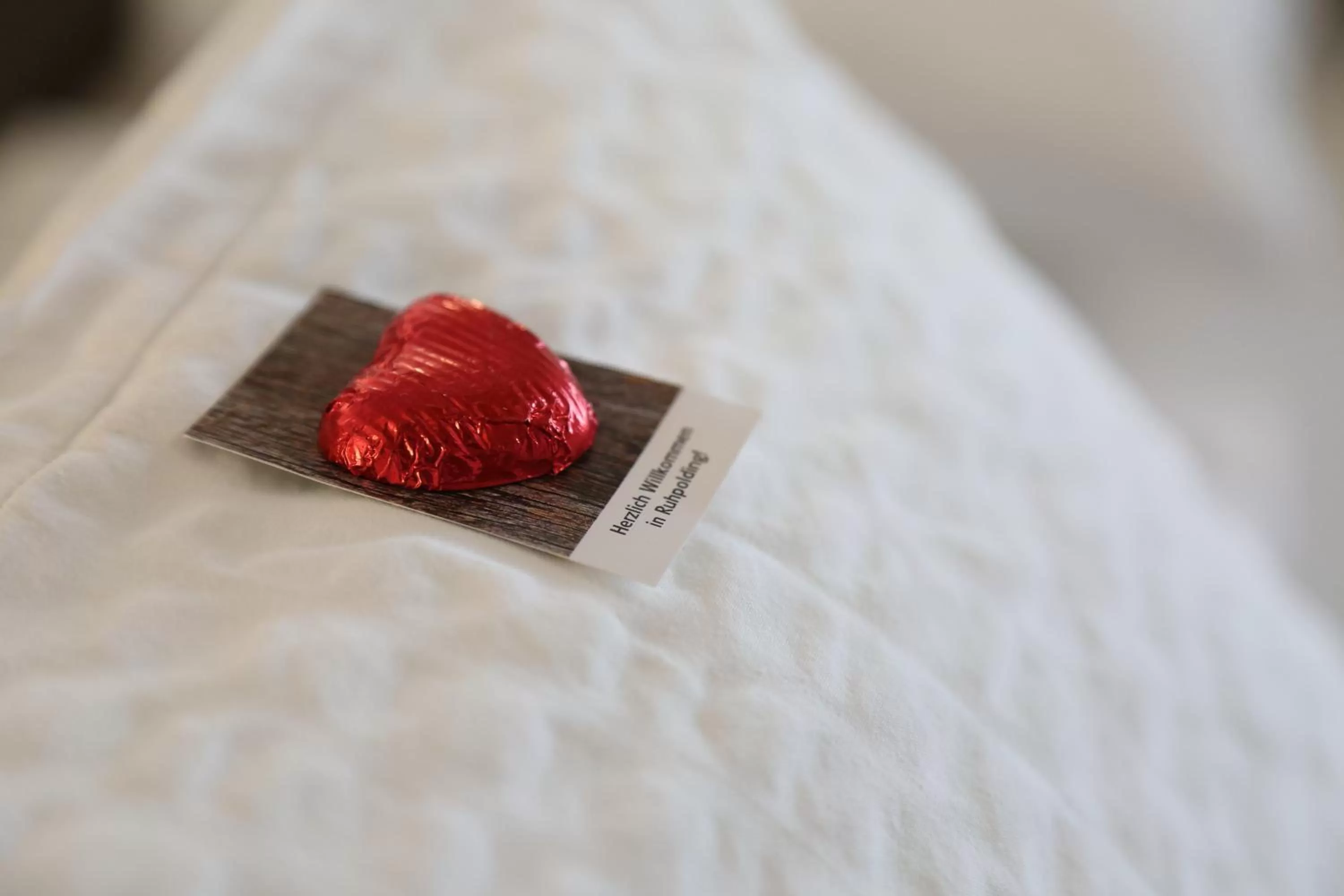 Bed in Hotel Steffl Garni inkl Chiemgau Karte