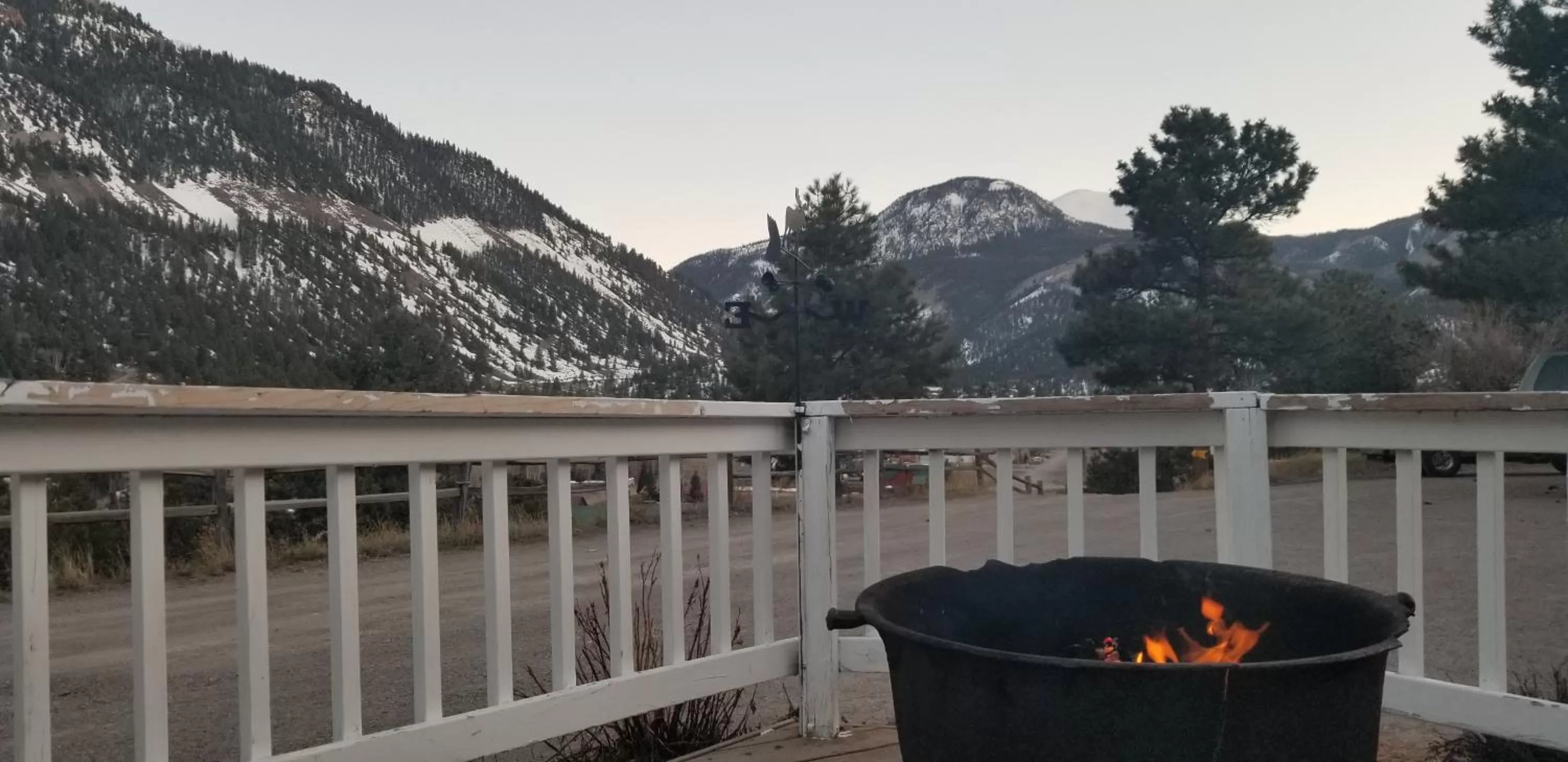Property building, Winter in Alpine Moose Lodge