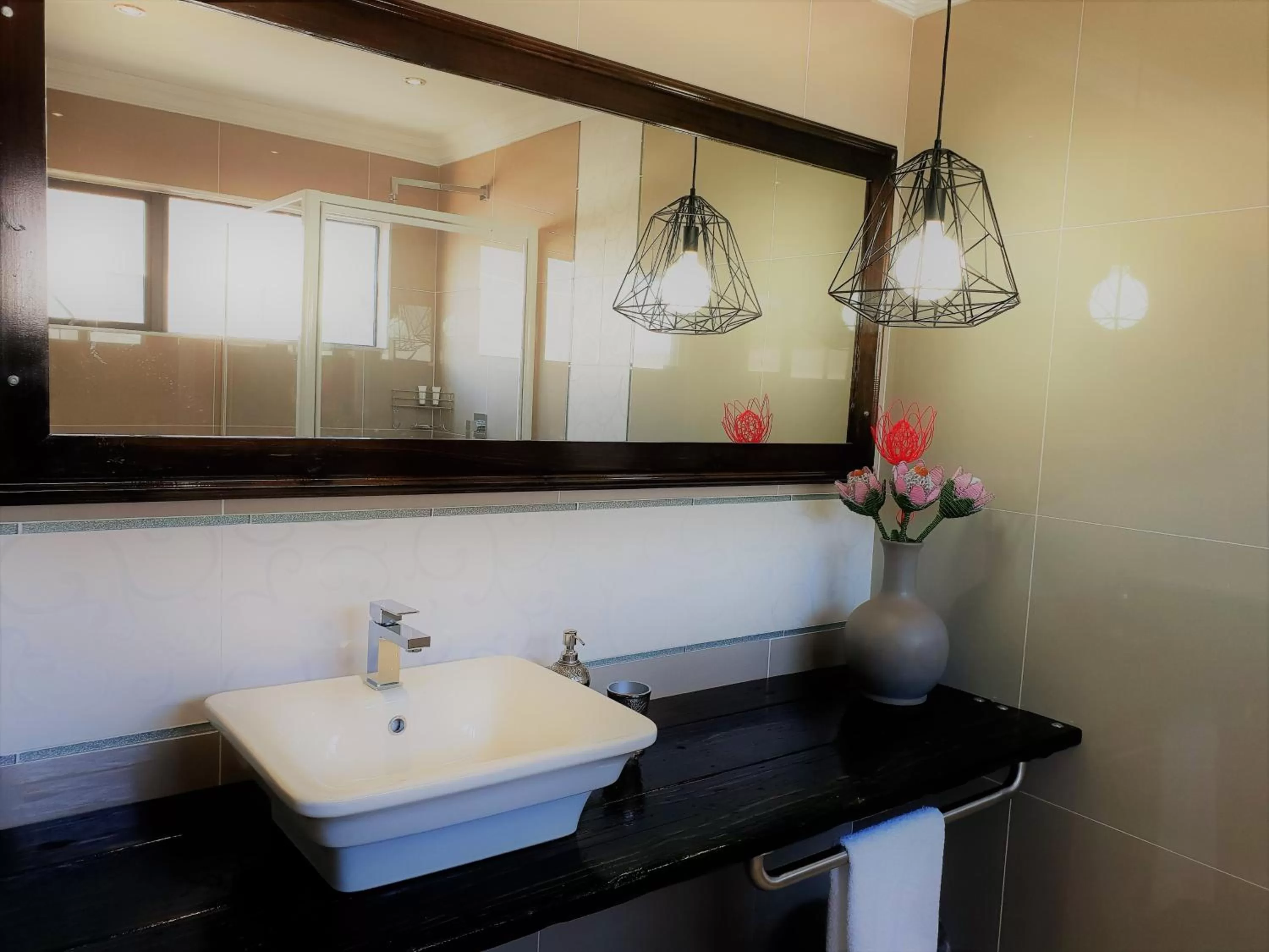 Bathroom in Riverview Guesthouse East London