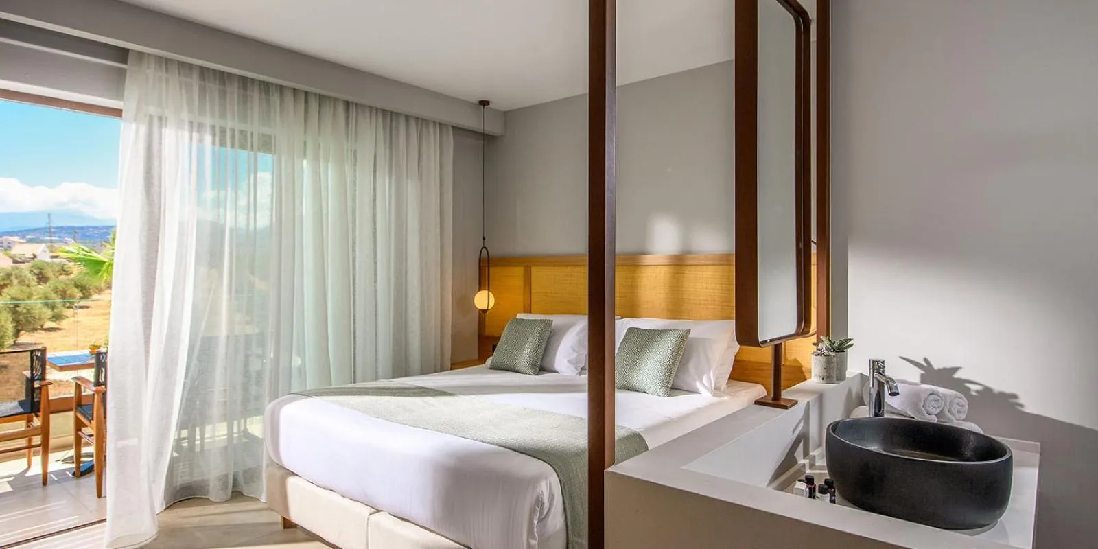 Bed in Stella Palace Aqua Park Resort