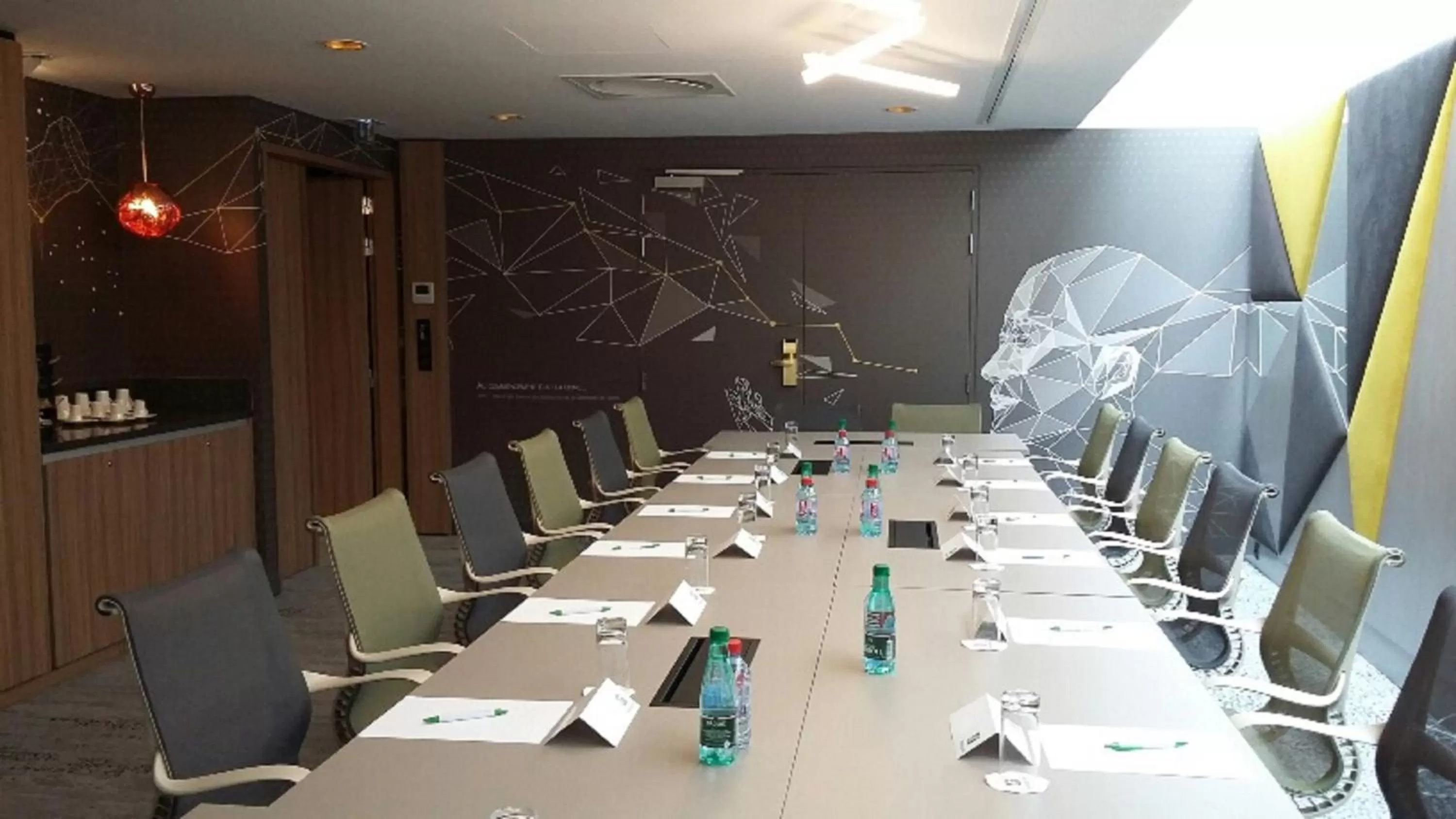 Meeting/conference room in Holiday Inn Reims Centre by IHG