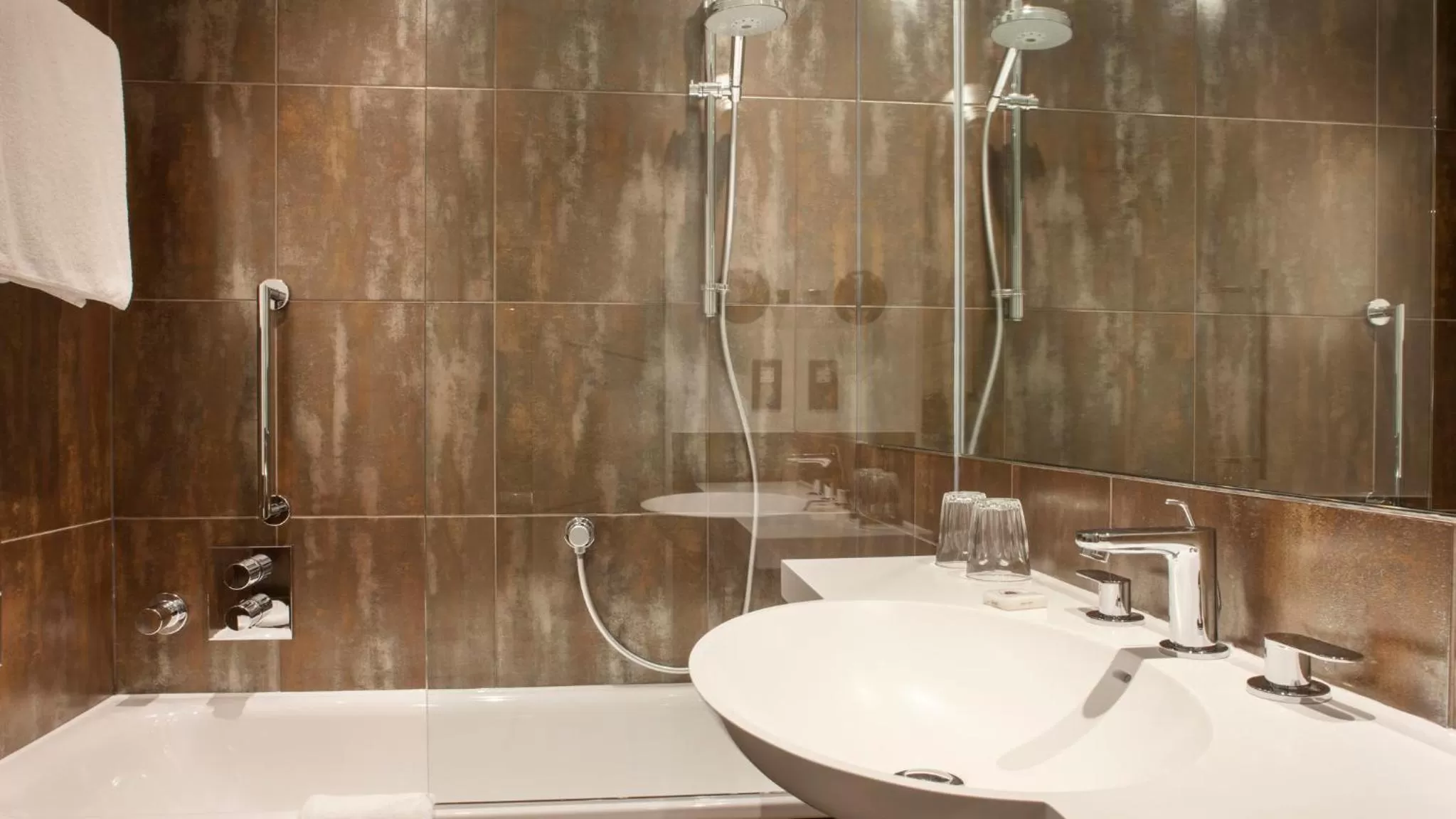 Bathroom in Crowne Plaza London Kings Cross by IHG