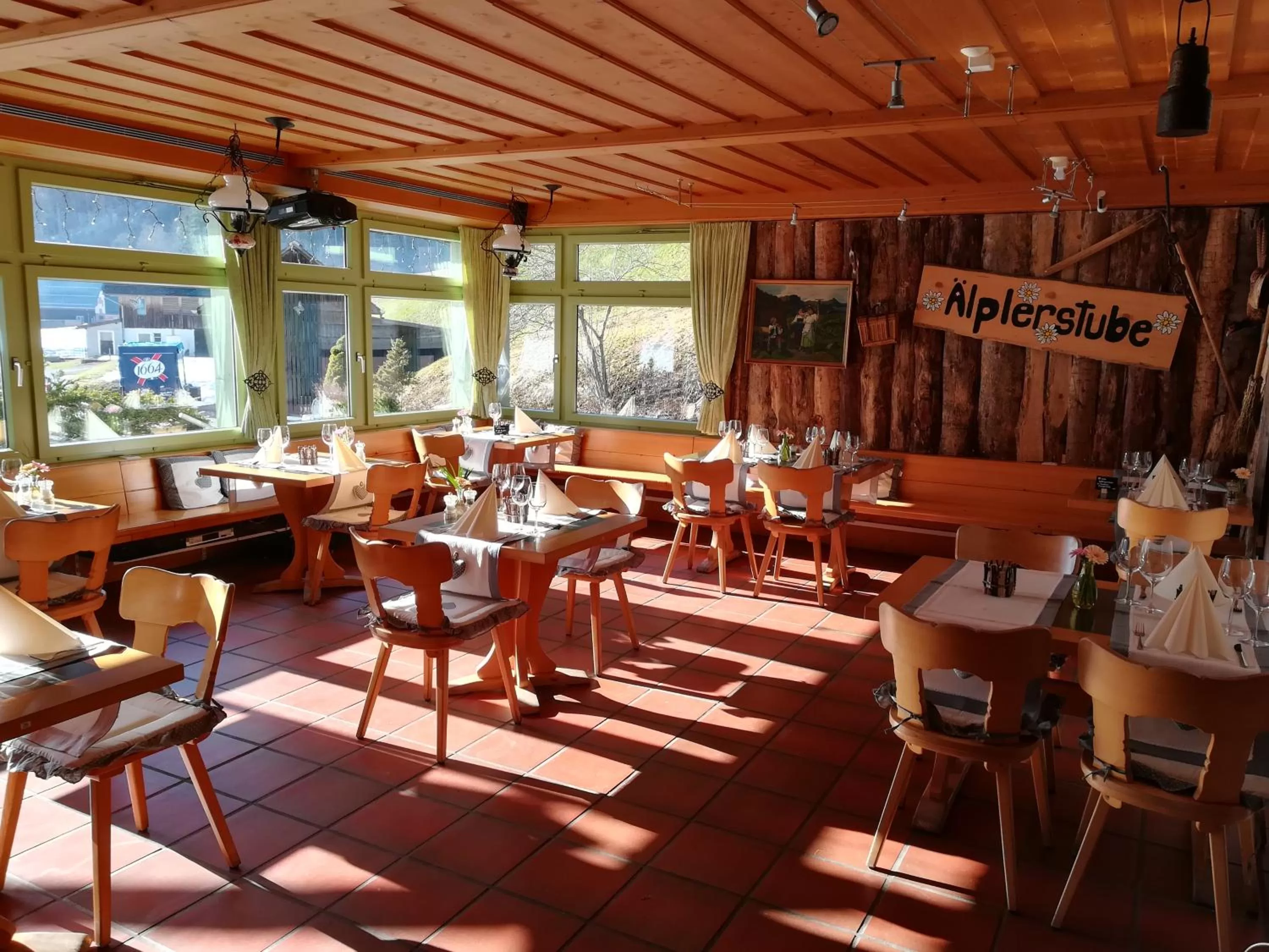 Restaurant/places to eat in Hotel Rhodannenberg AG