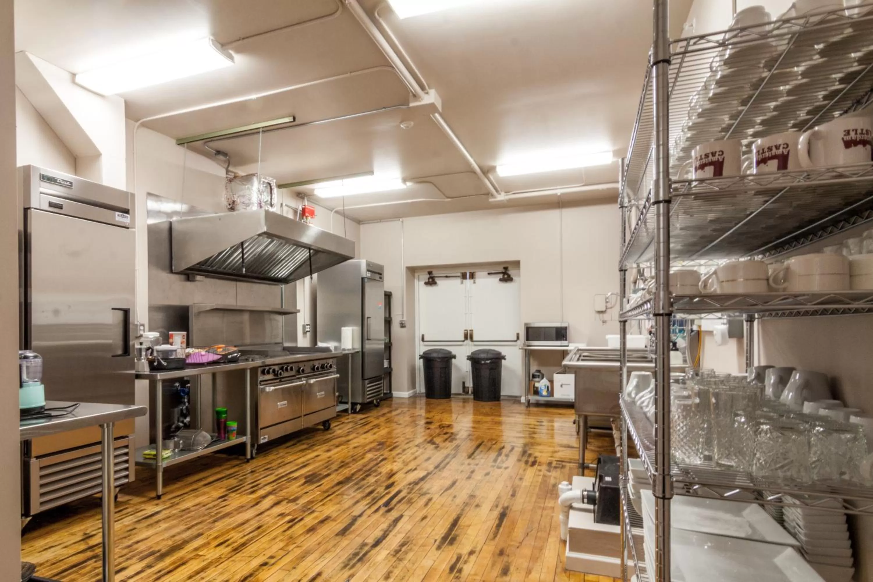 Kitchen or kitchenette in Amsterdam Castle NY