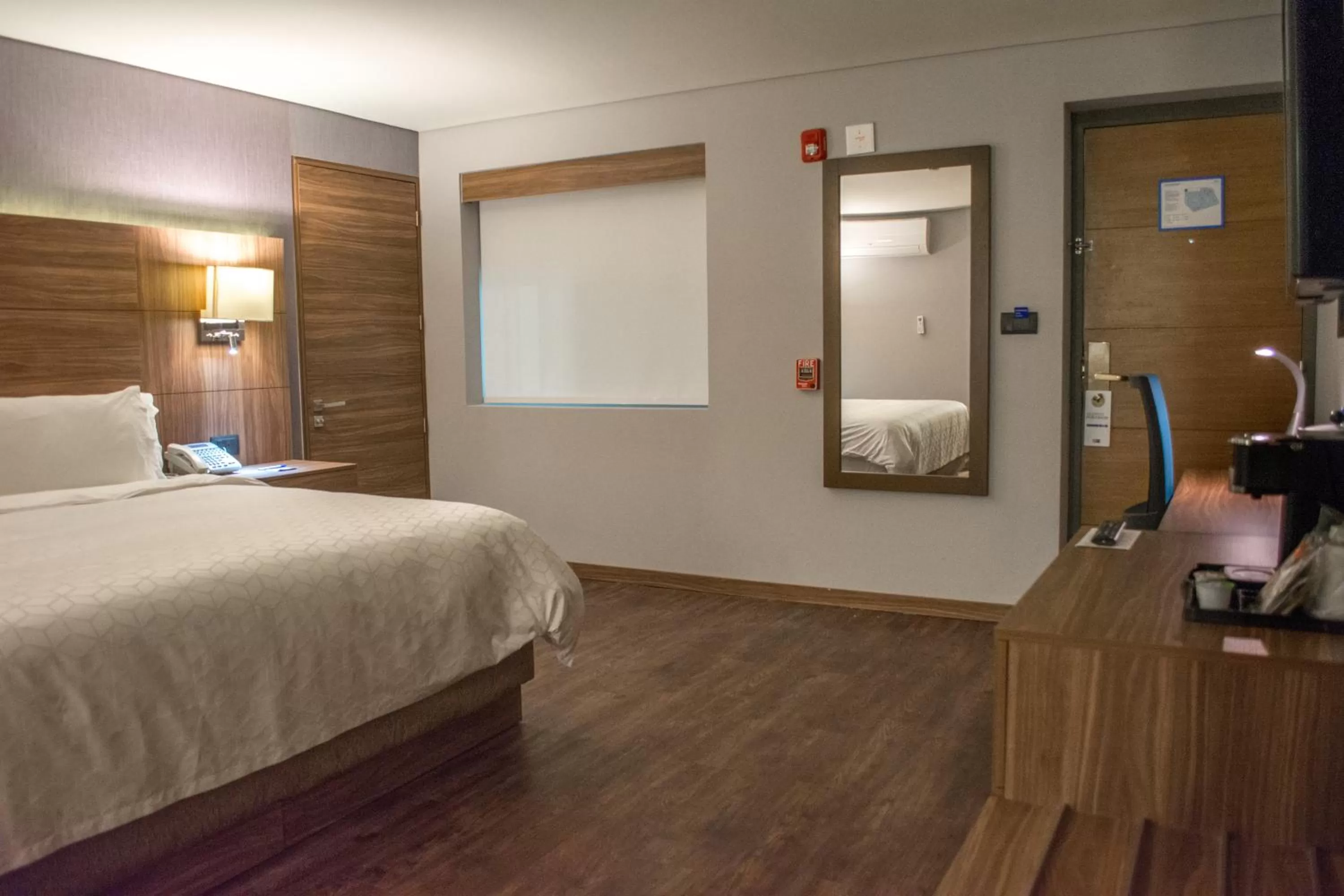 Photo of the whole room, Bed in Holiday Inn Express Morelia by IHG