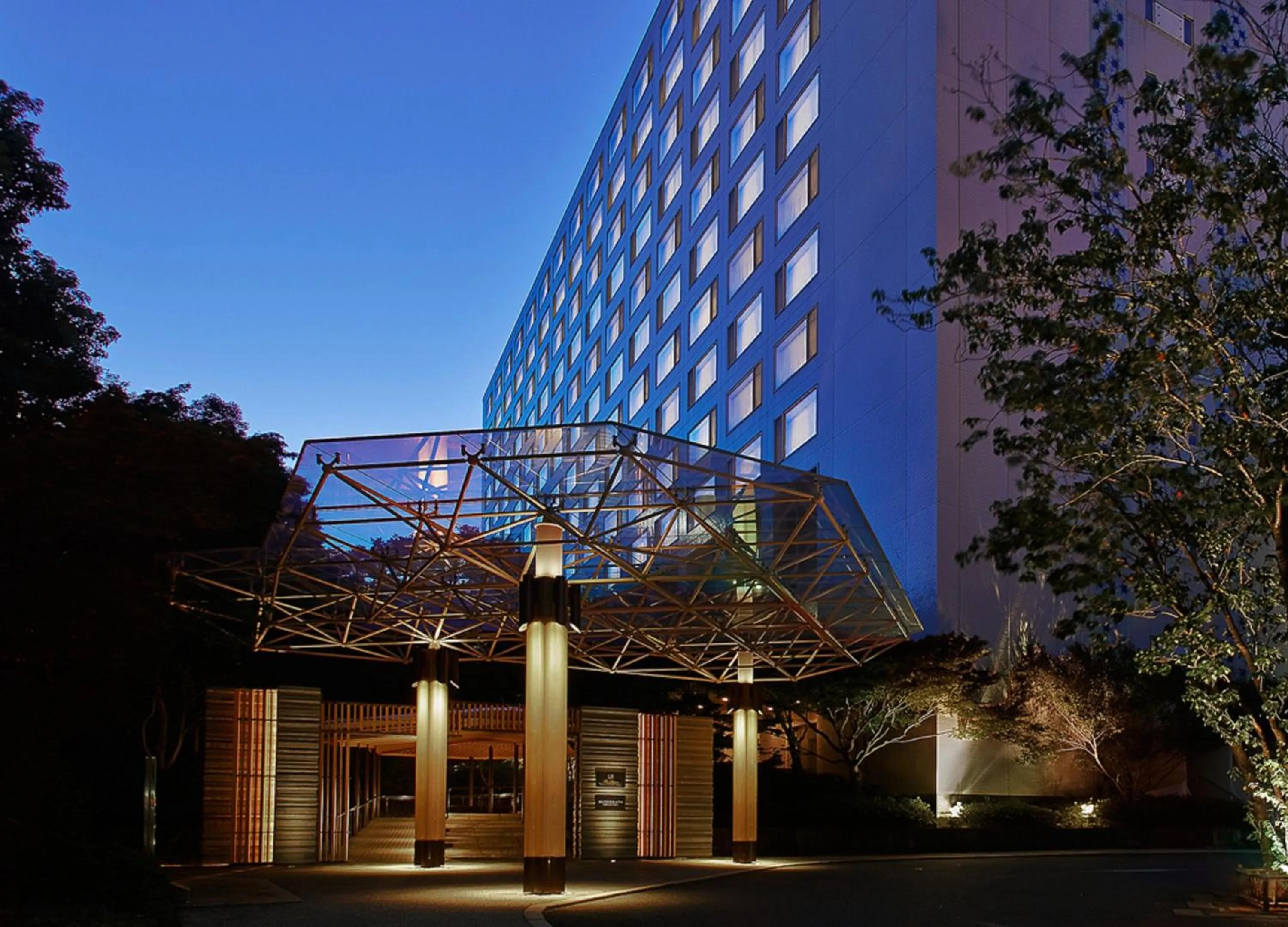 Facade/entrance in The Prince Sakura Tower Tokyo, Autograph Collection