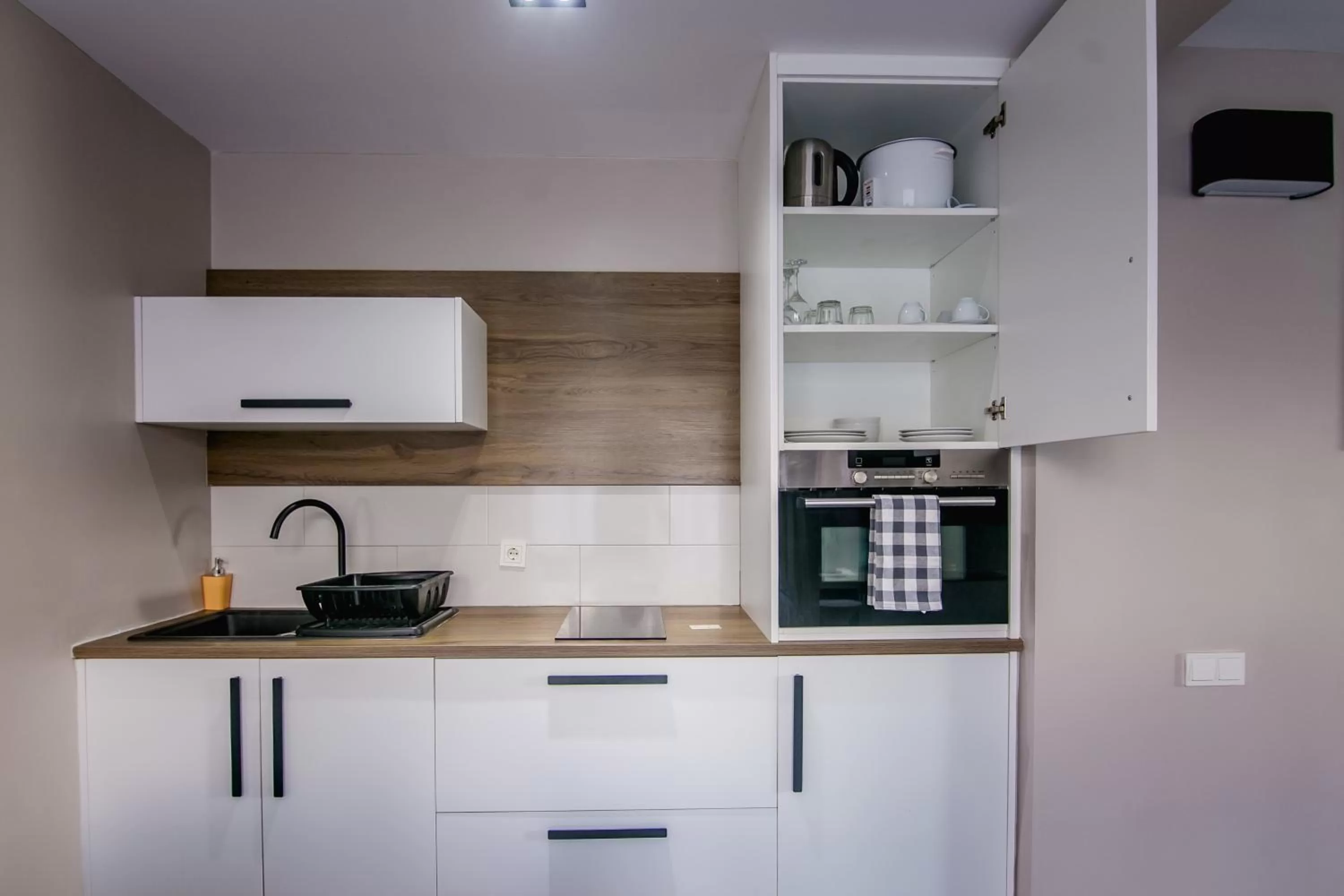 Bronbella Villa Residence